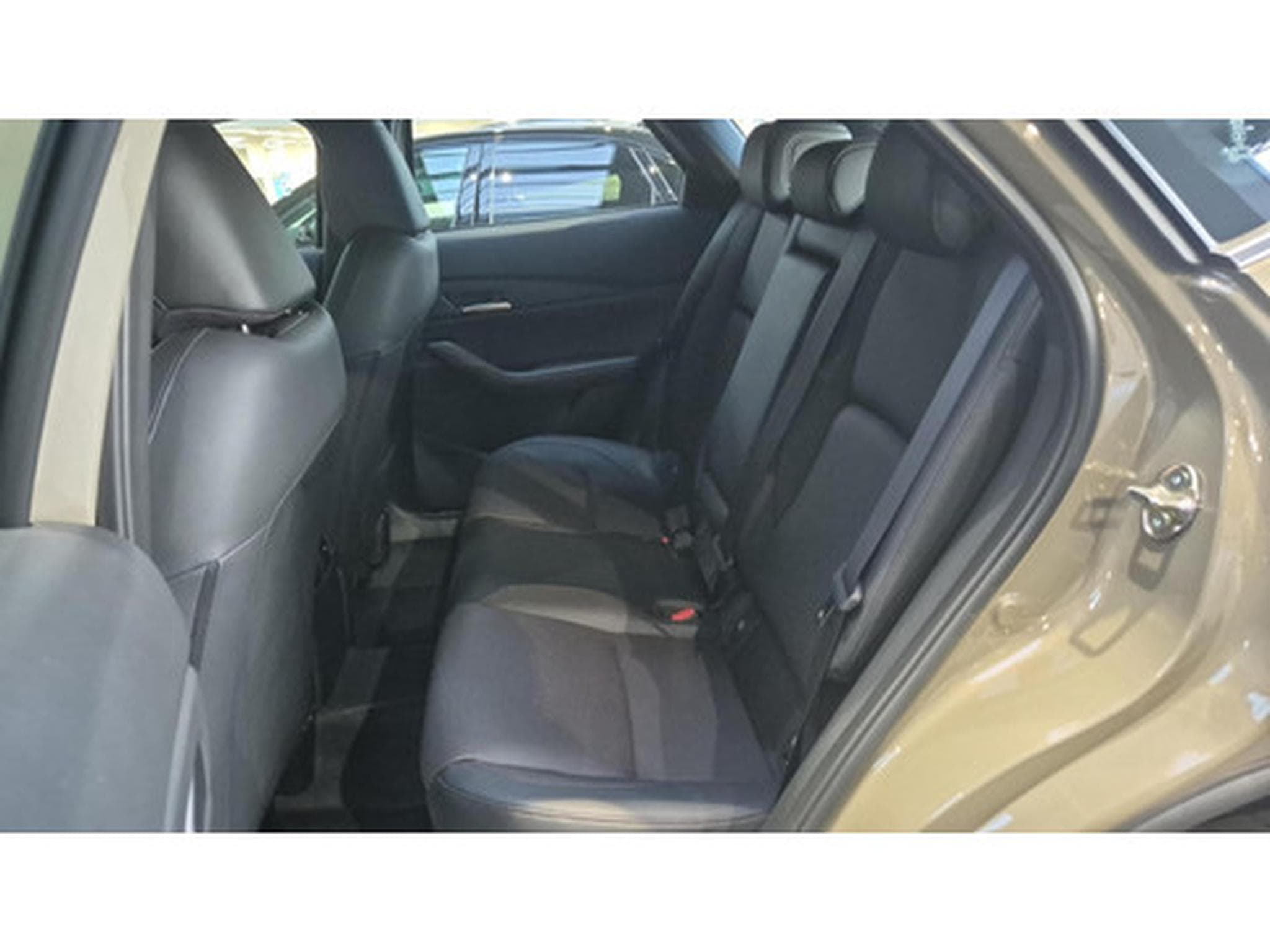 Mazda CX-30 2.0 e-Skyactiv G 110kW Exclusive-Line (2025) - Foto 9