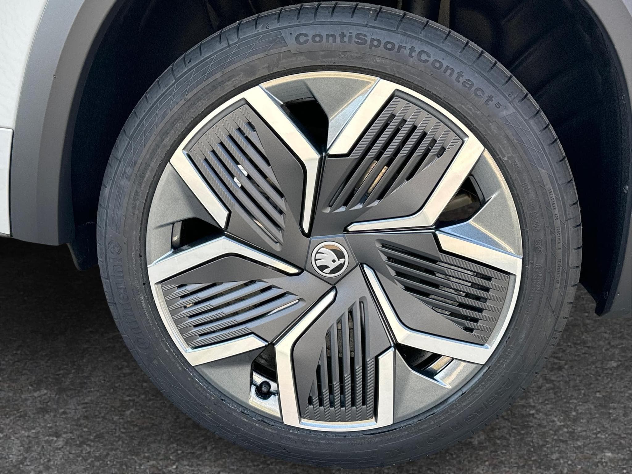 Skoda Kodiaq Sportline (2026) - Foto 12