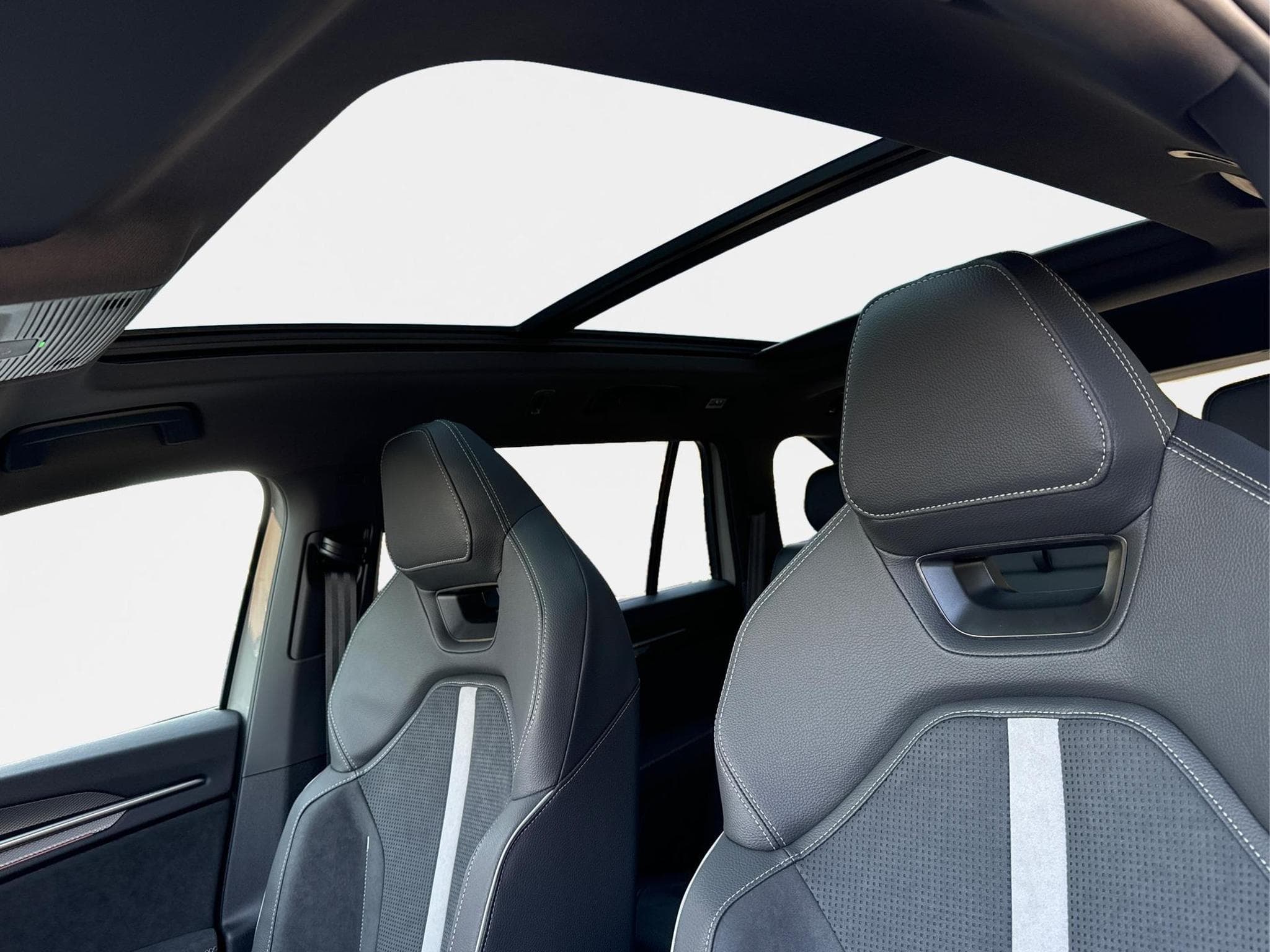 Skoda Kodiaq Sportline (2026) - Foto 16