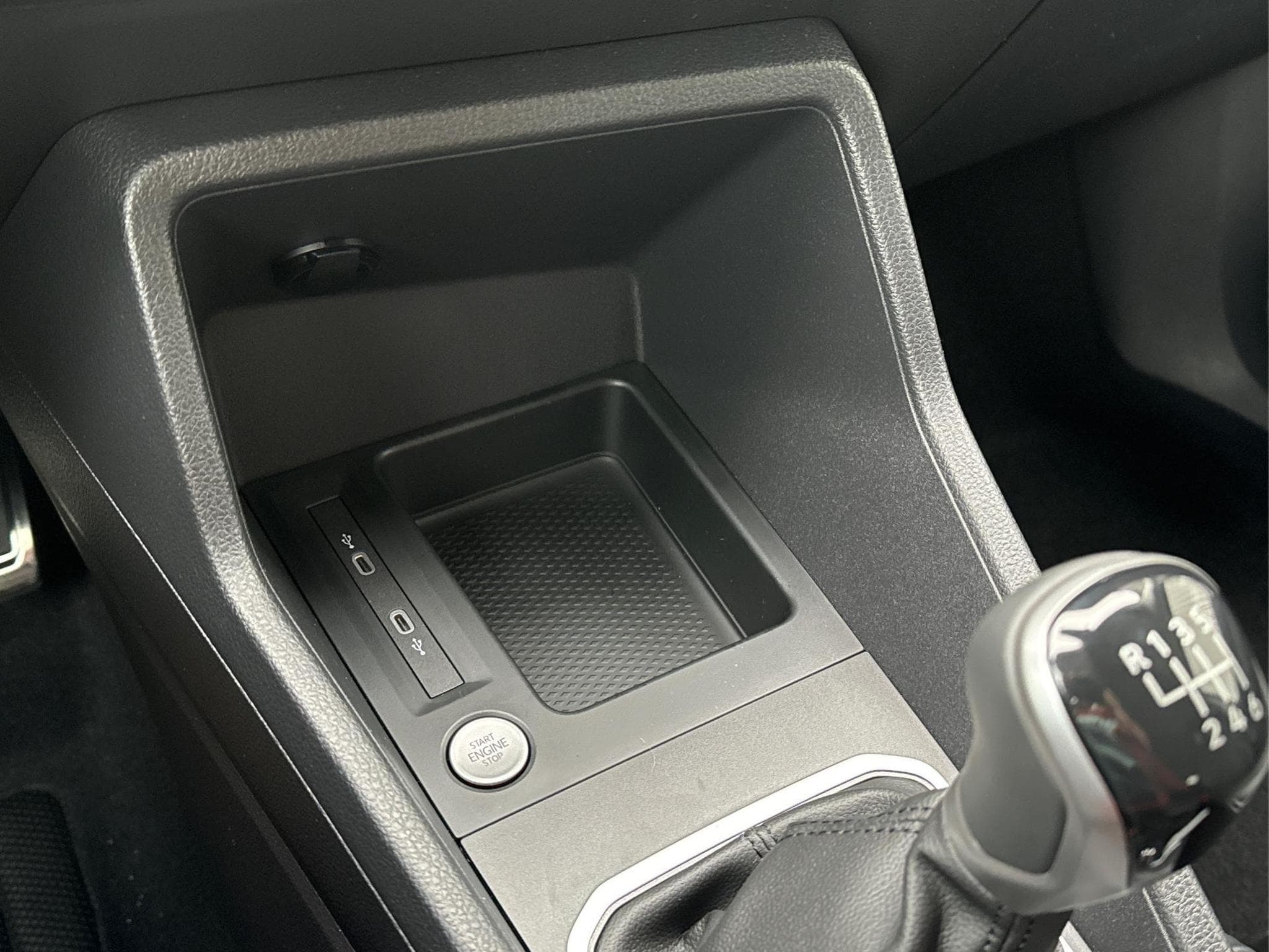 VW Caddy Style (2026) - Foto 20