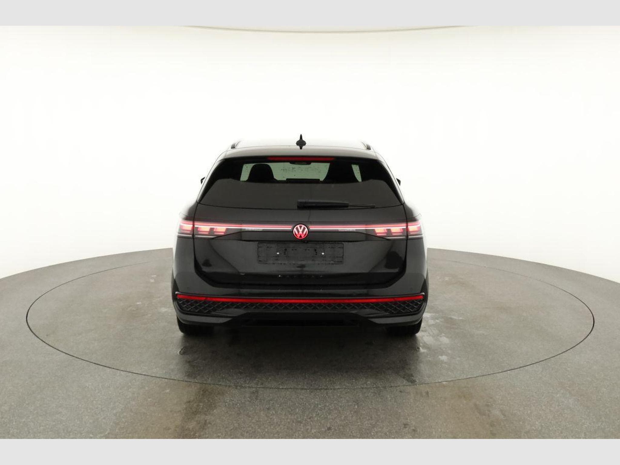 VW Passat Variant 2.0 TDI 142 kW 4Motion R-Line (2026) - Foto 16