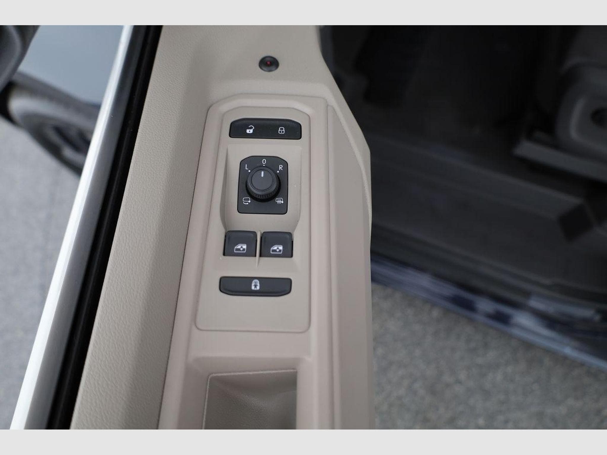 VW California Beach Camper TDI (2025) - Foto 8