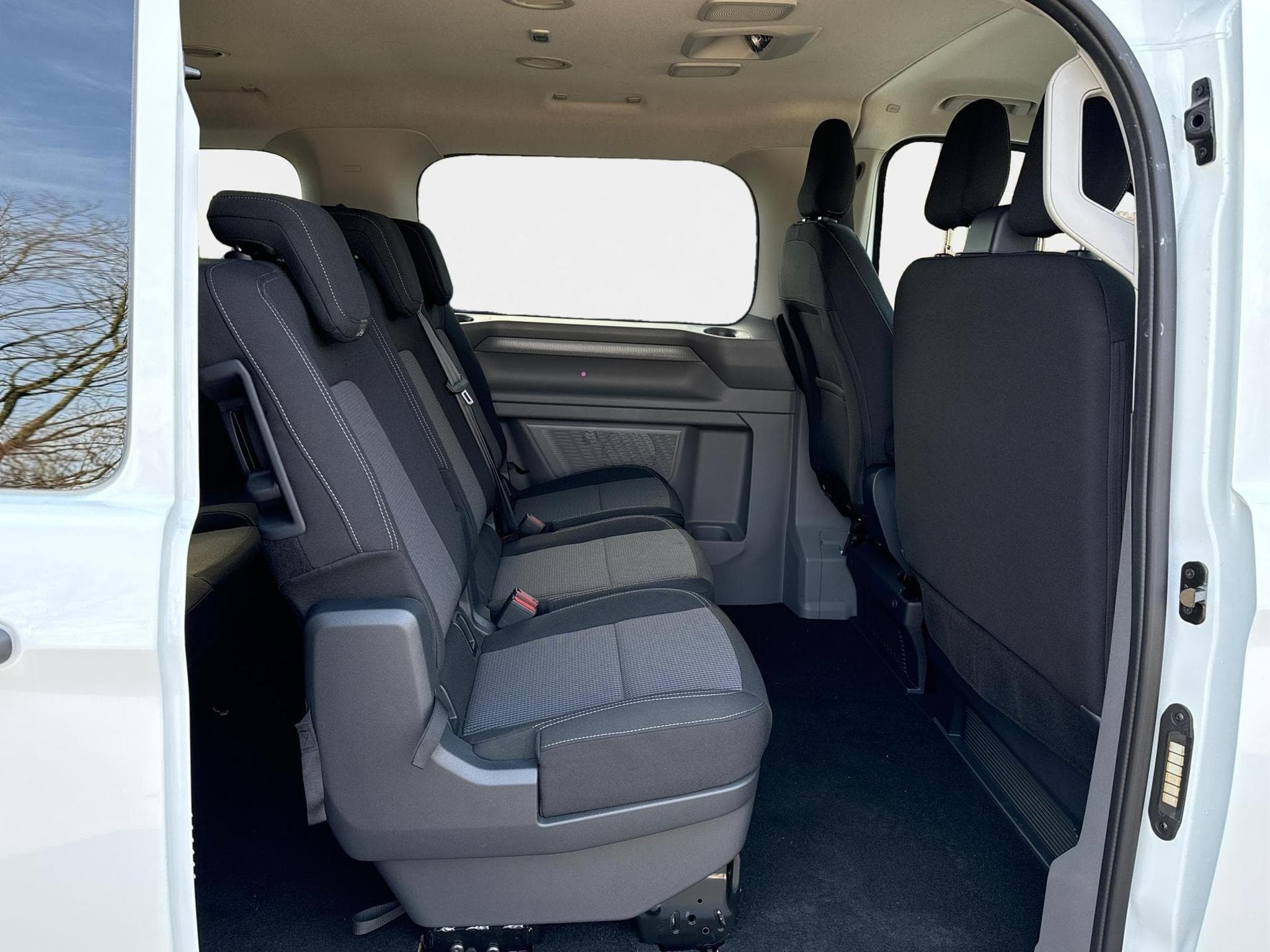 VW T7 Basis (2026) - Foto 16