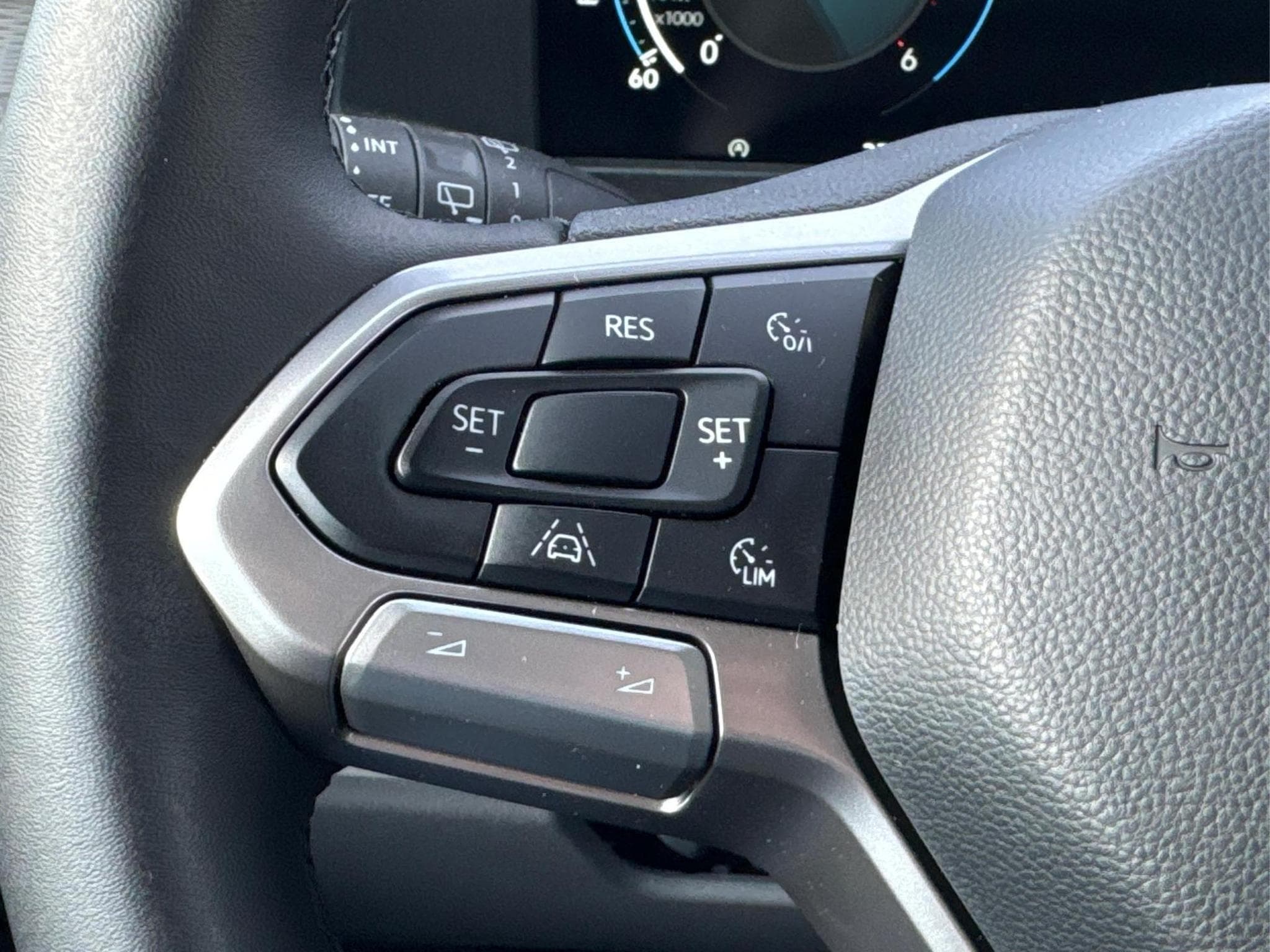 VW T7 Basis (2026) - Foto 25