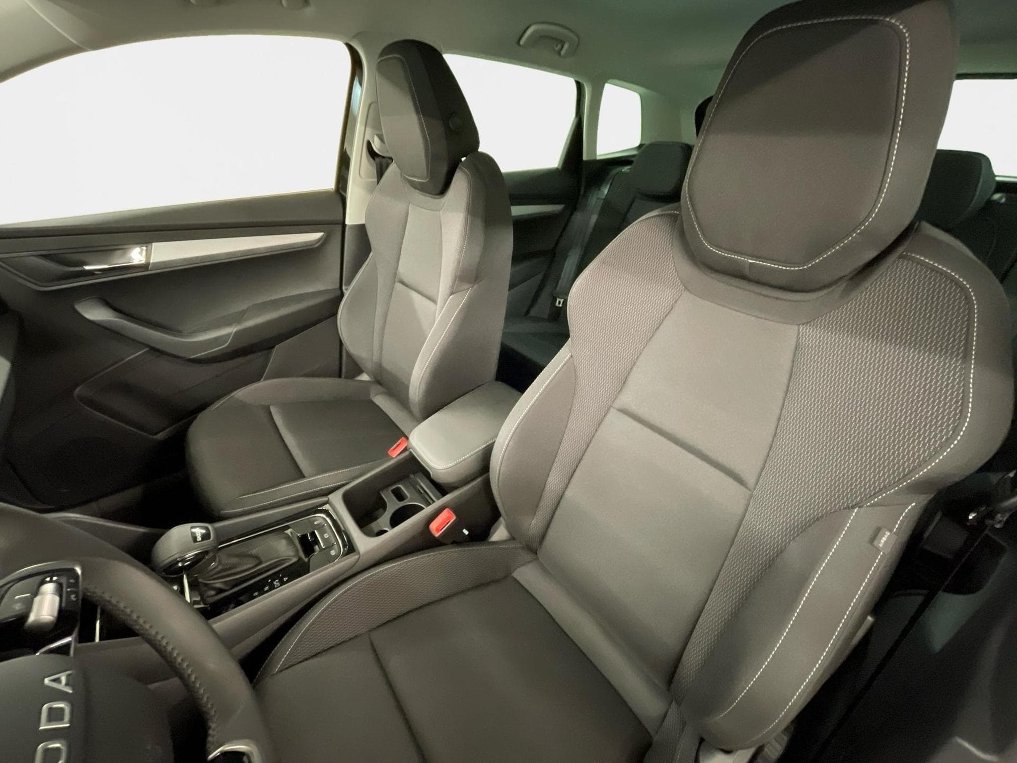 Skoda Karoq Selection (2026) - Photo 11