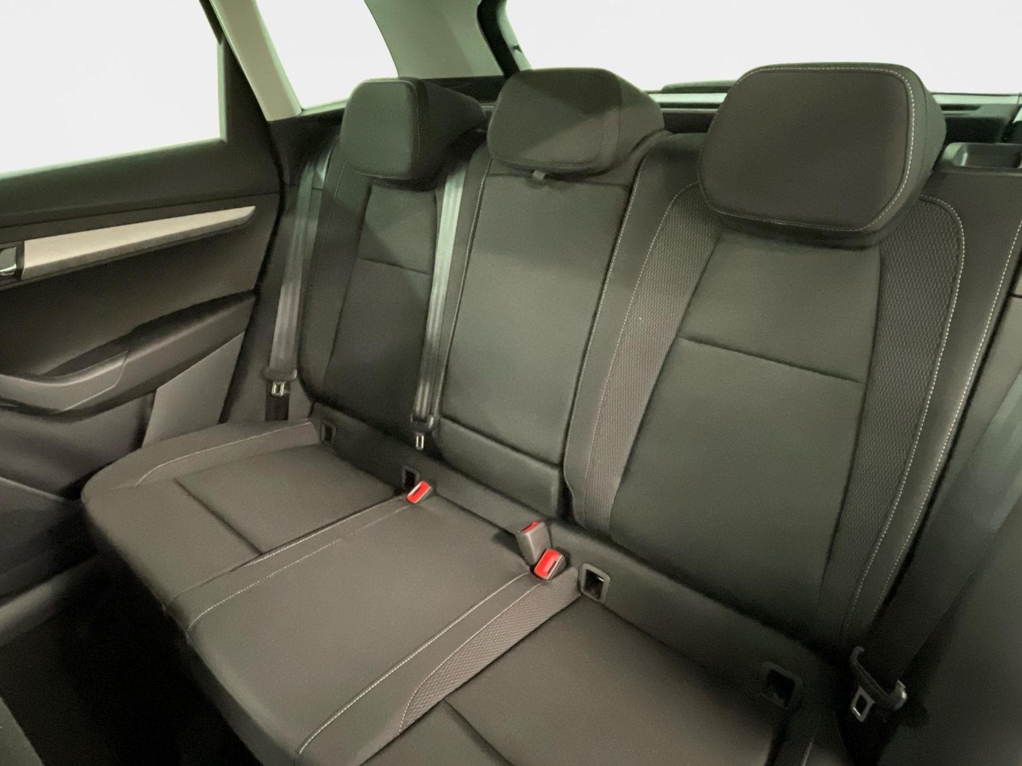 Skoda Karoq Selection (2026) - Photo 12