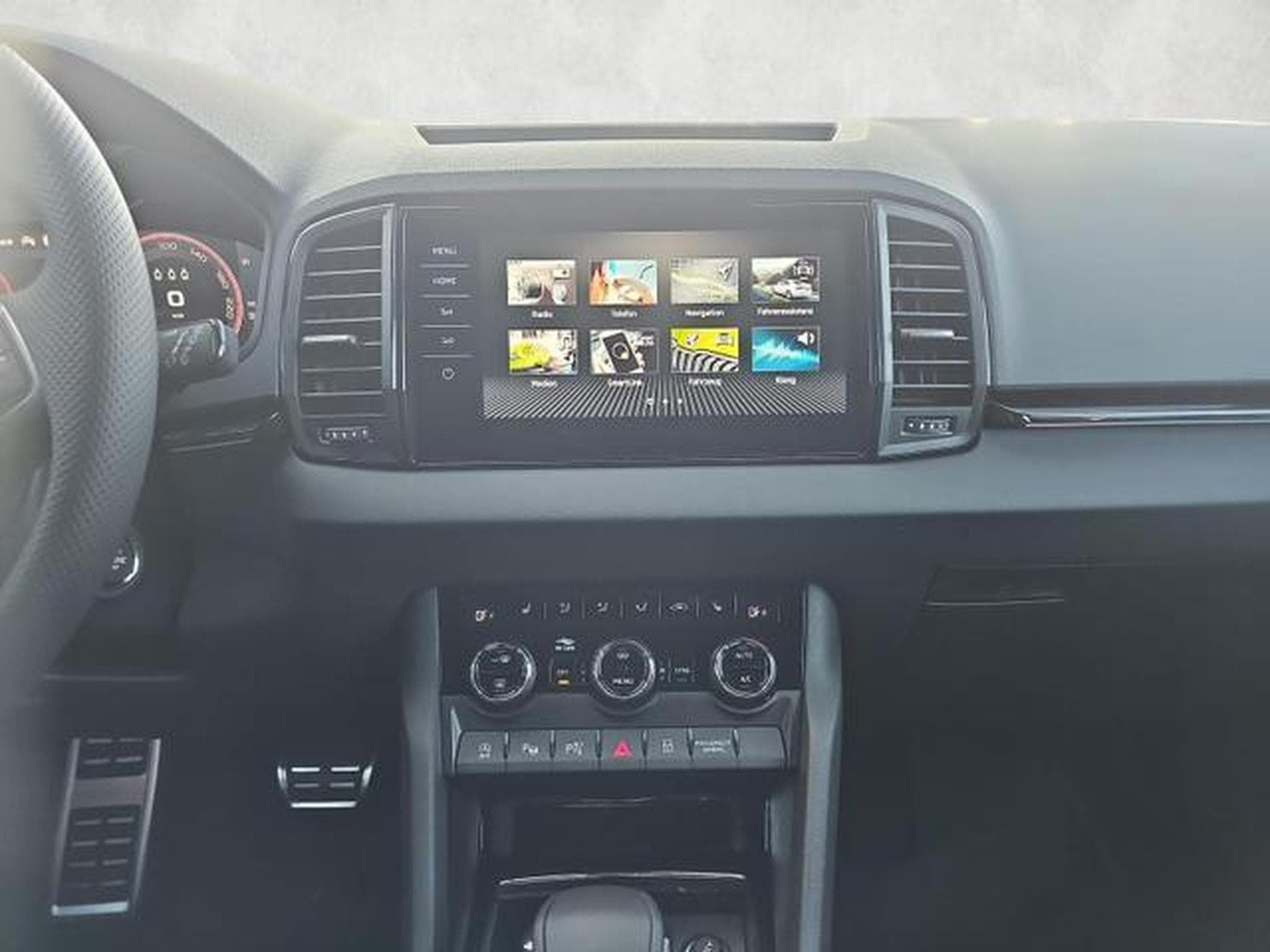 Skoda Karoq Sportline (2026) - Photo 11