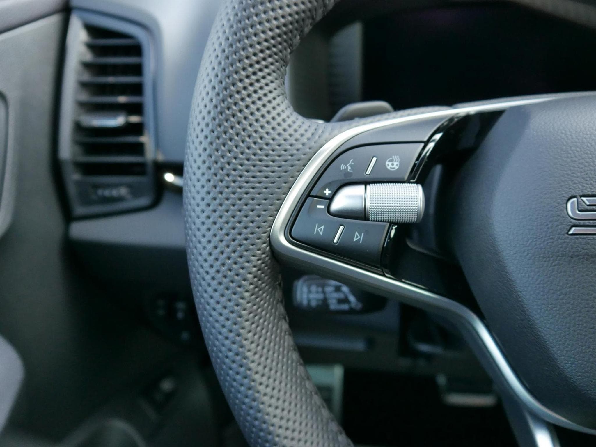 Skoda Karoq Sportline (2026) - Photo 12