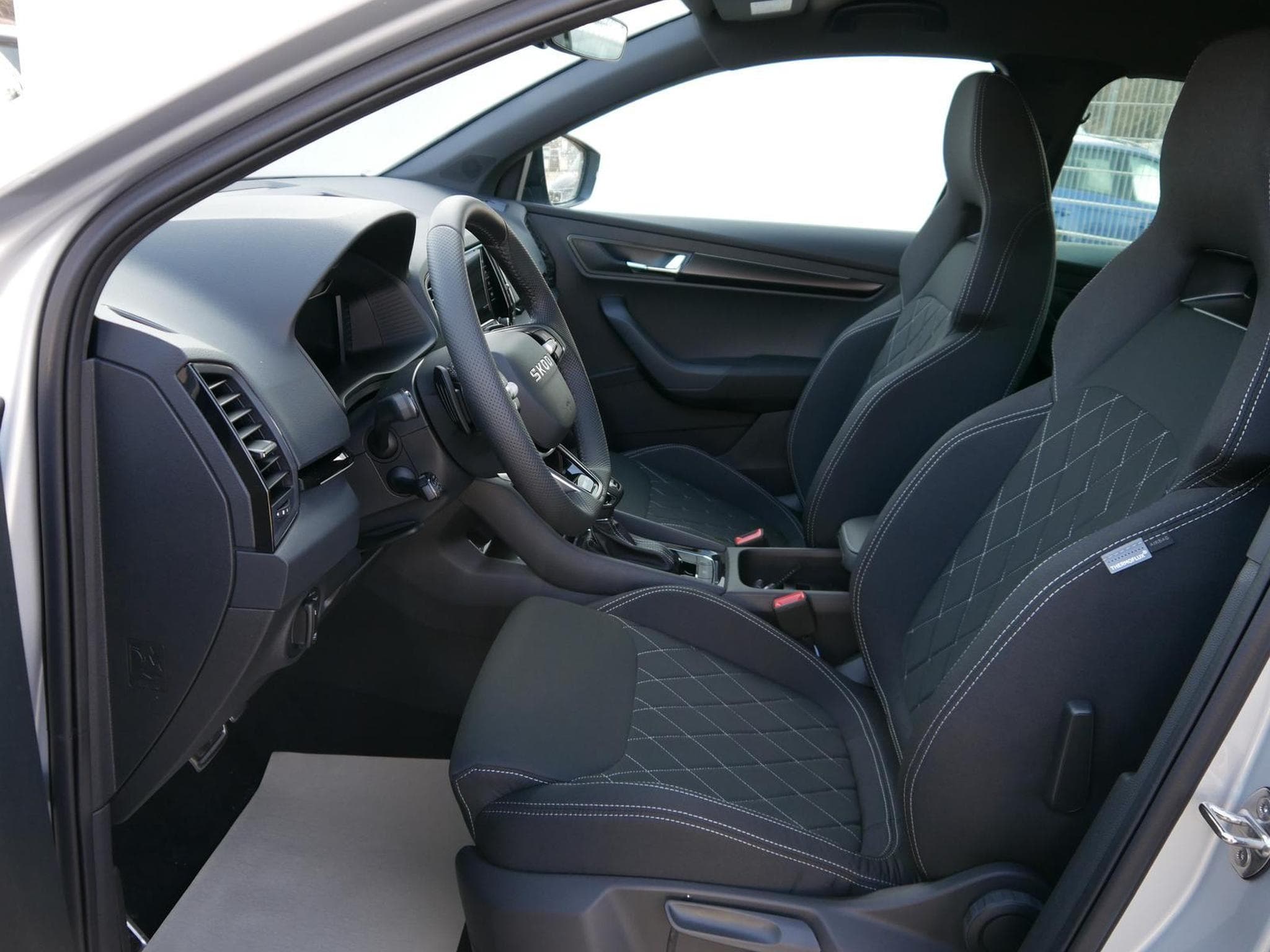 Skoda Karoq Sportline (2026) - Photo 8