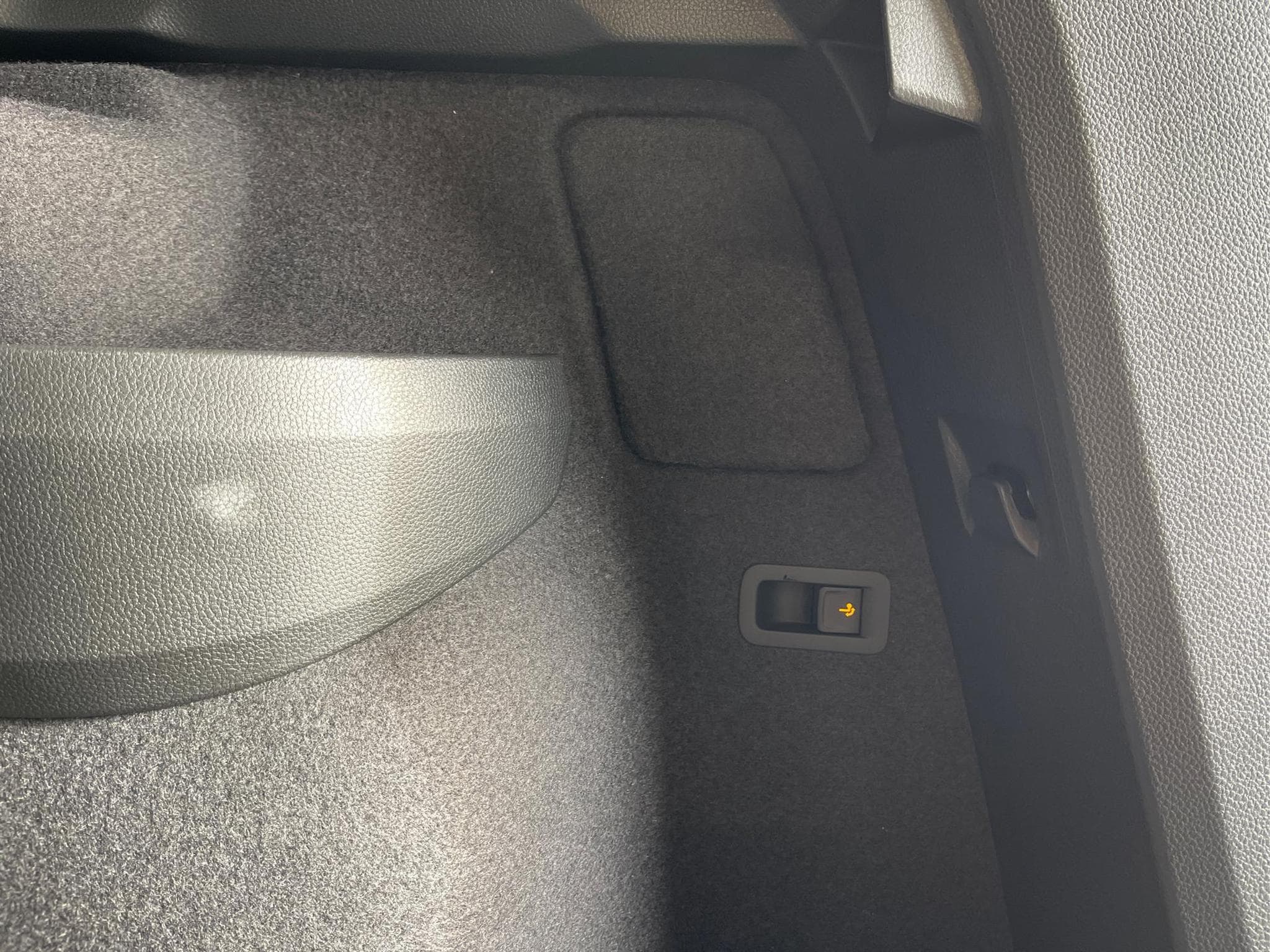 Skoda Karoq Selection (2026) - Photo 17