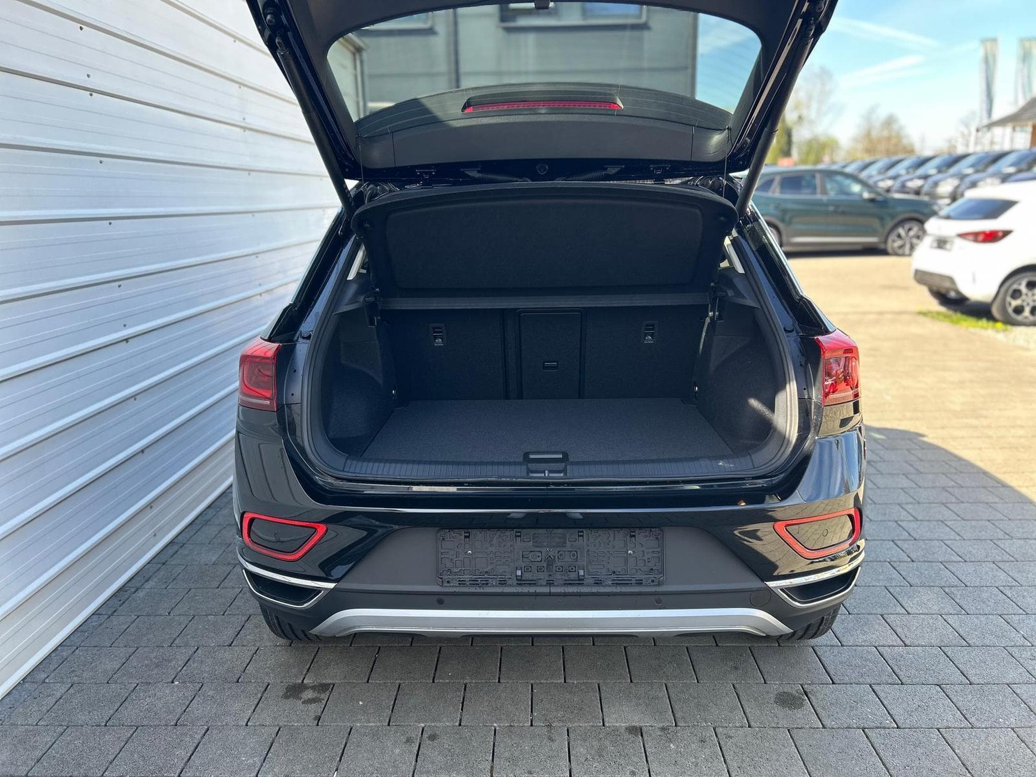 VW T-Roc Limited (2026) - Photo 17
