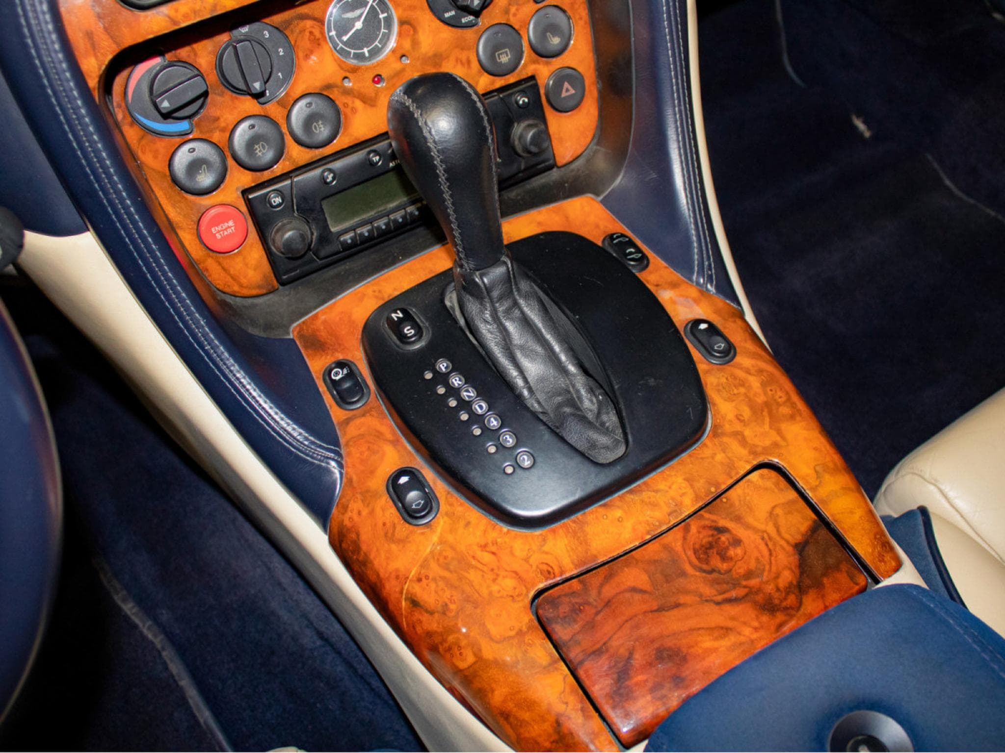 Aston-Martin DB7 Volante Vantage V12 6.0L 420CV AUTOMATIC (2001) - Photo 14