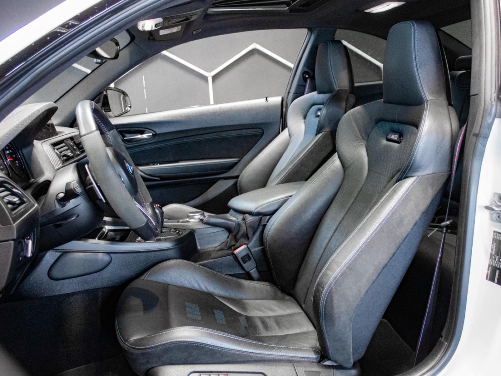 BMW M2 F87 COMPETITION AKRAPOVIC (2019) - Foto 17