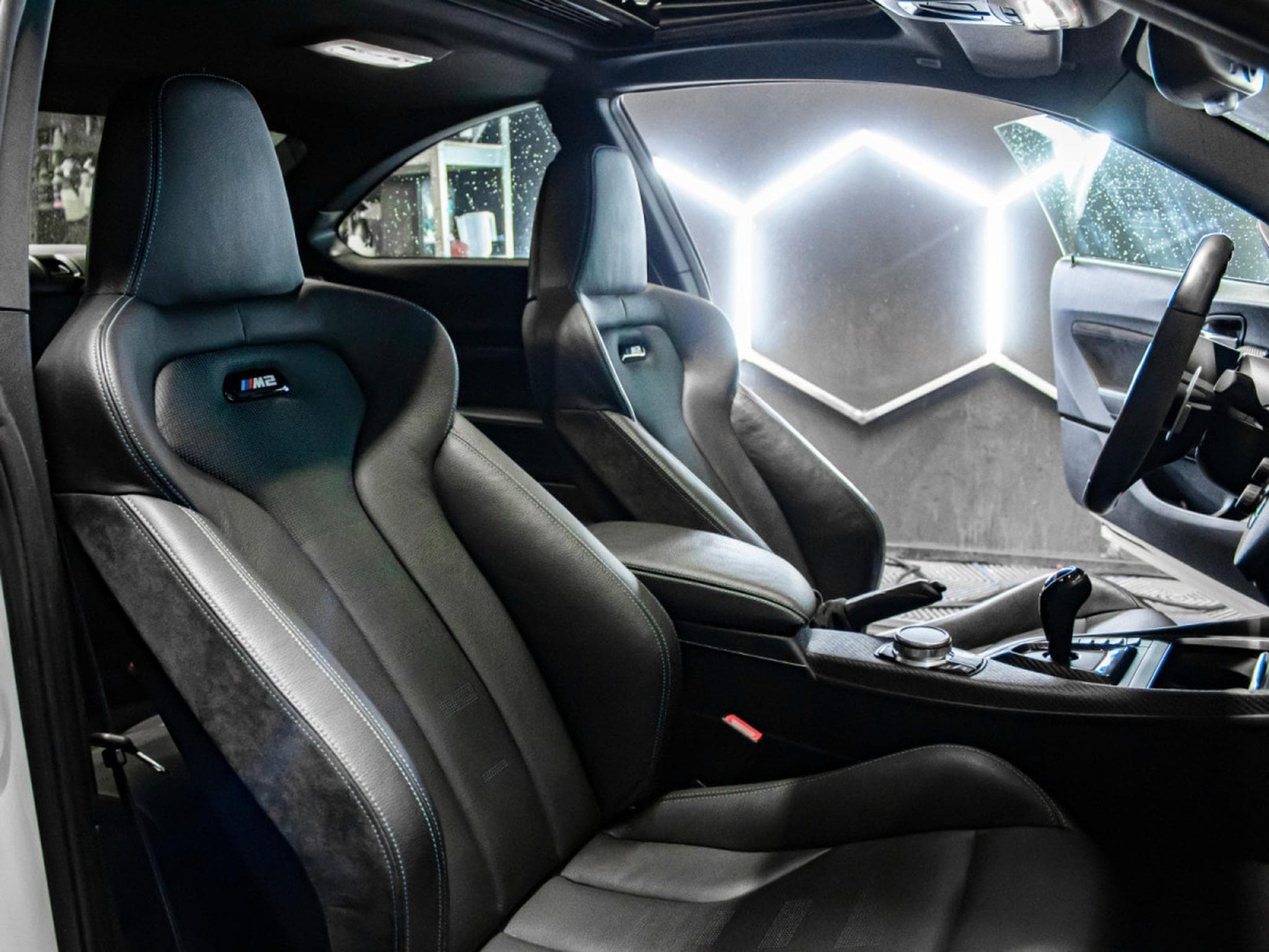 BMW M2 F87 COMPETITION AKRAPOVIC (2019) - Foto 18