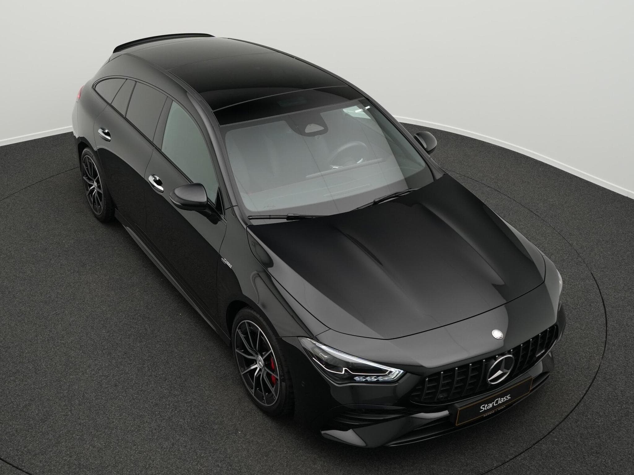 Mercedes CLA 35 AMG 4MATIC Panorama+Night (2024) - Photo 10