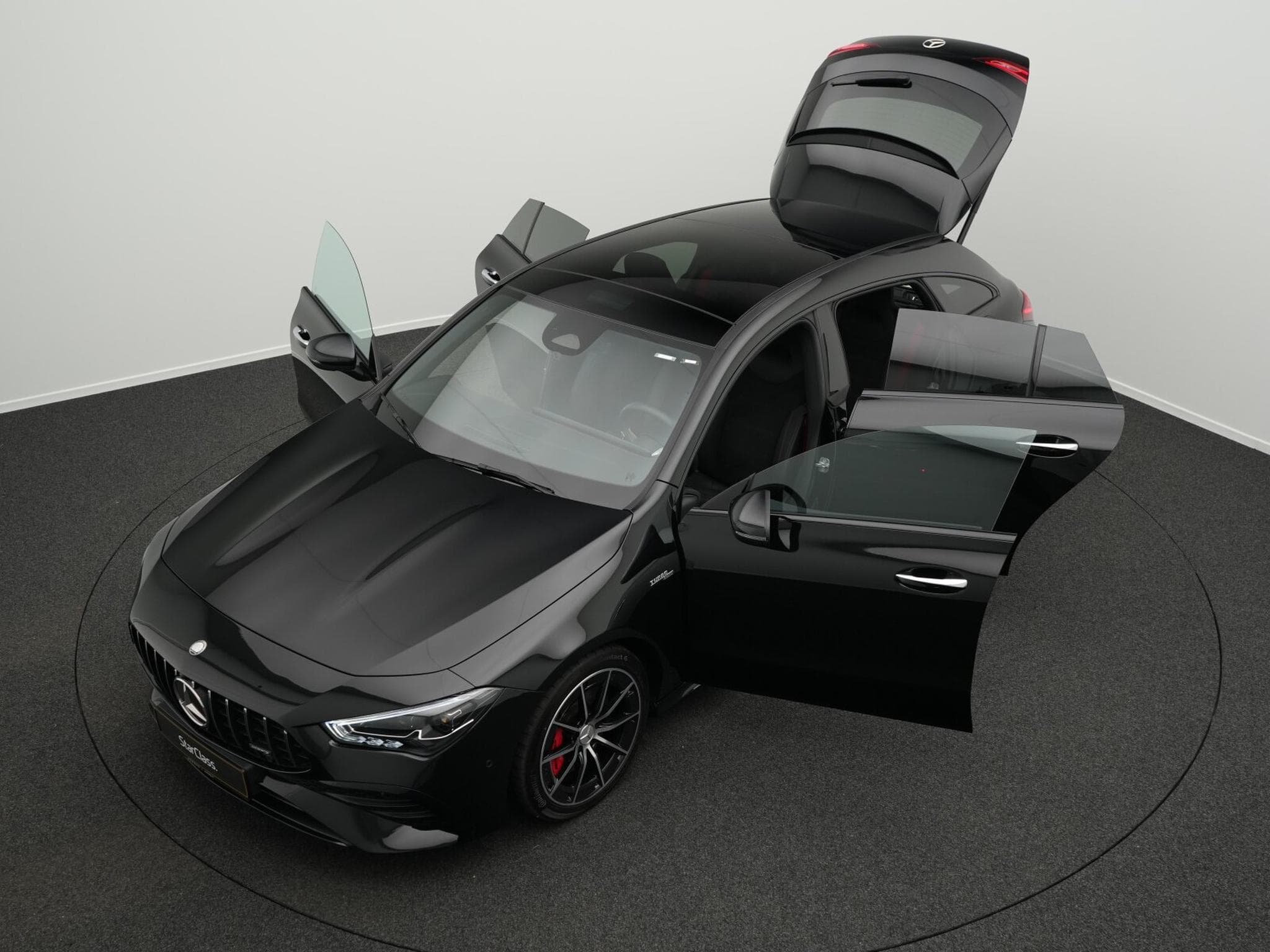 Mercedes CLA 35 AMG 4MATIC Panorama+Night (2024) - Photo 12