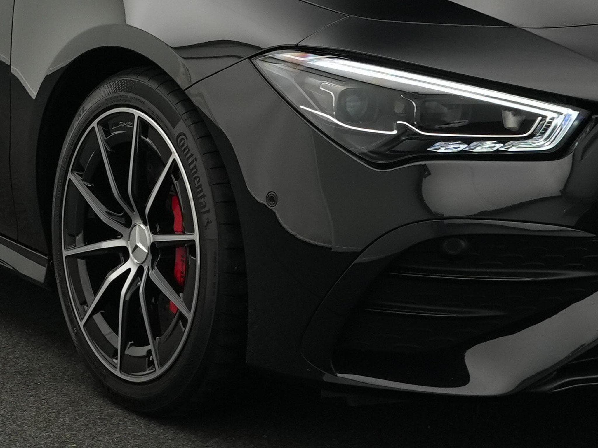 Mercedes CLA 35 AMG 4MATIC Panorama+Night (2024) - Photo 7