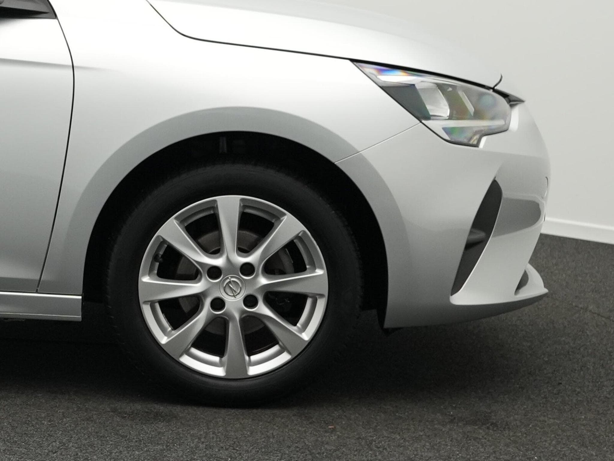 Opel Corsa F 1.2 Edition (2022) - Foto 8