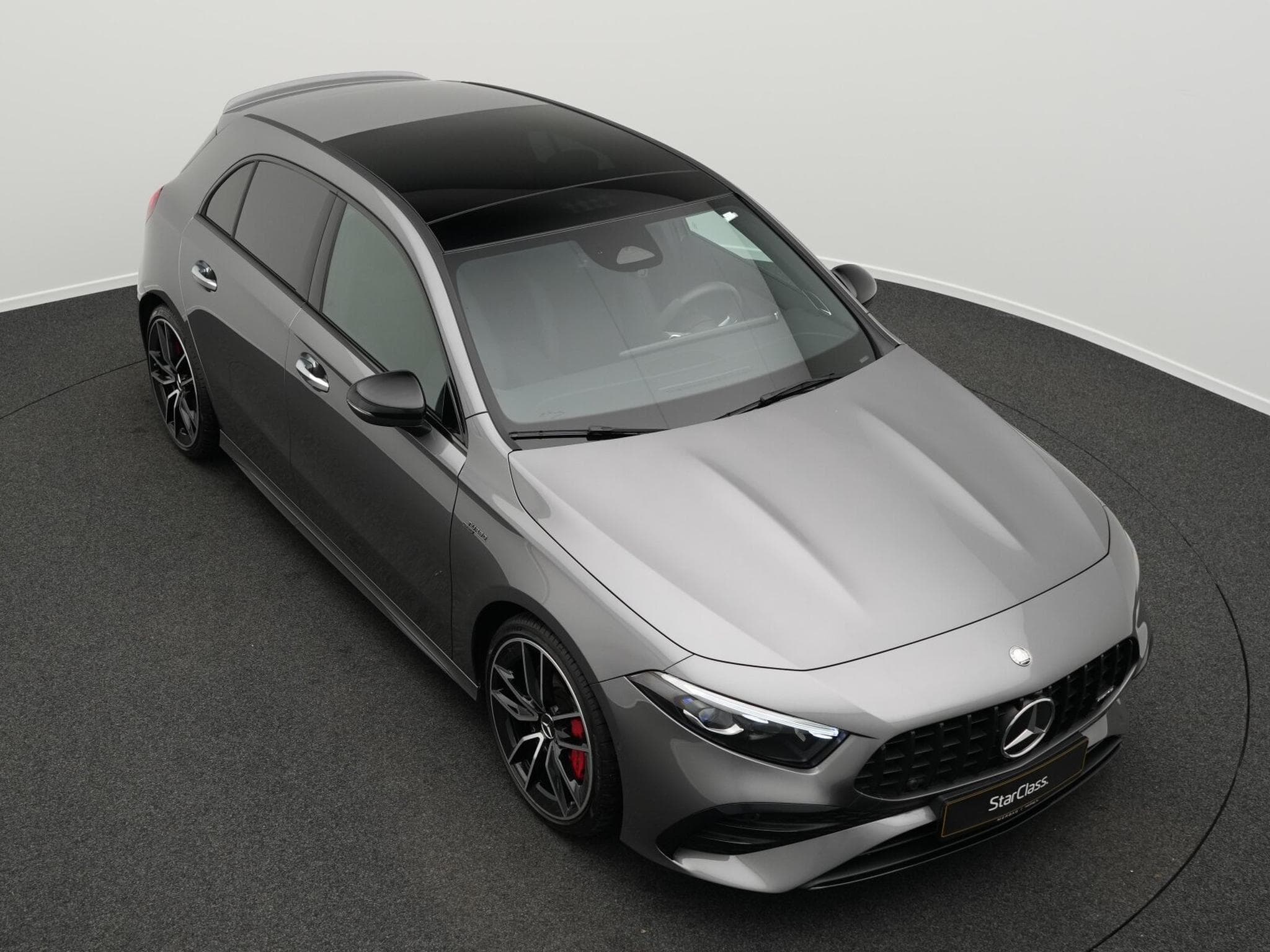 Mercedes A 35 AMG 4M Multi+Pano+Night+Burm (2025) - Photo 10