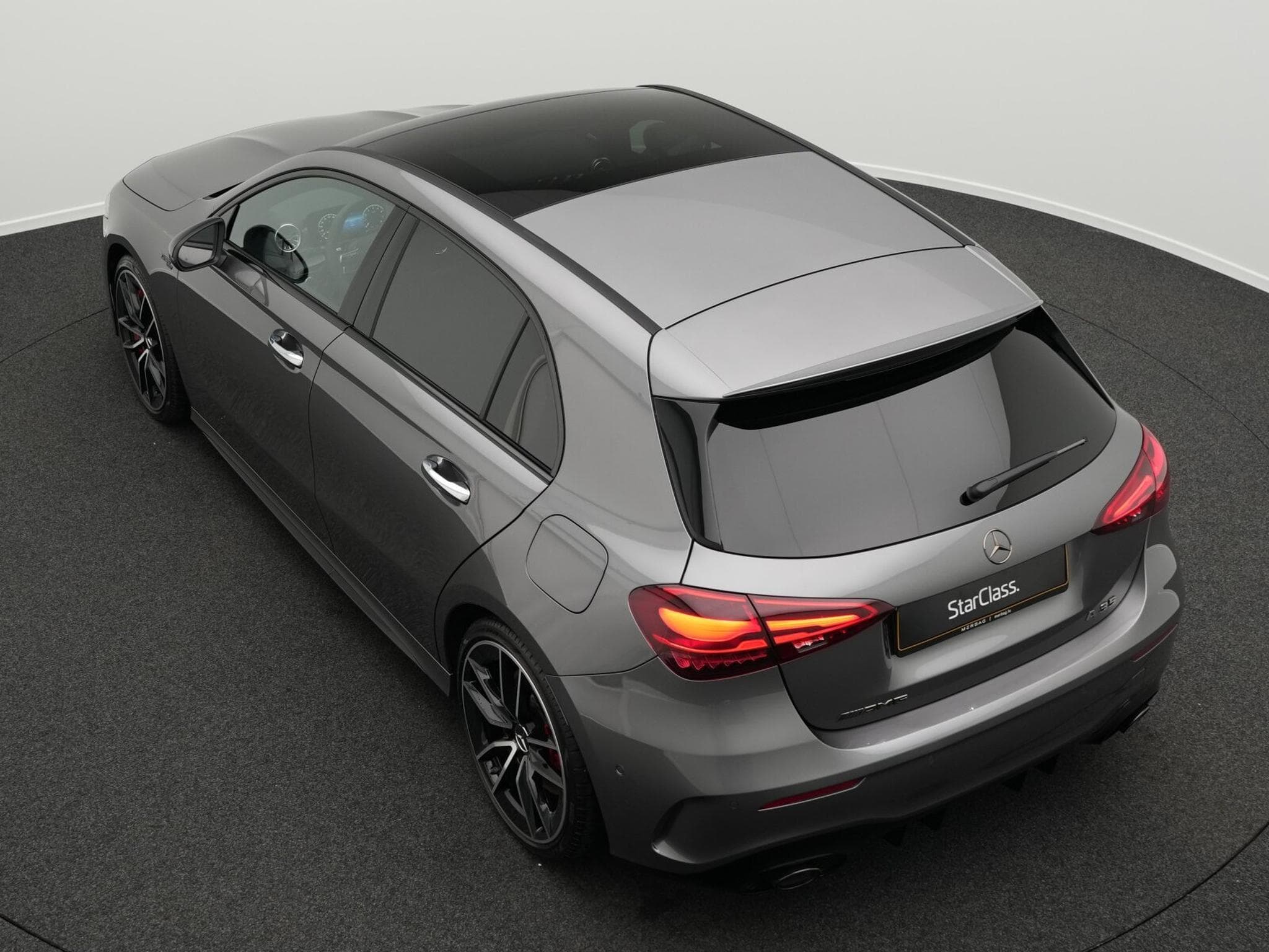 Mercedes A 35 AMG 4M Multi+Pano+Night+Burm (2025) - Photo 11