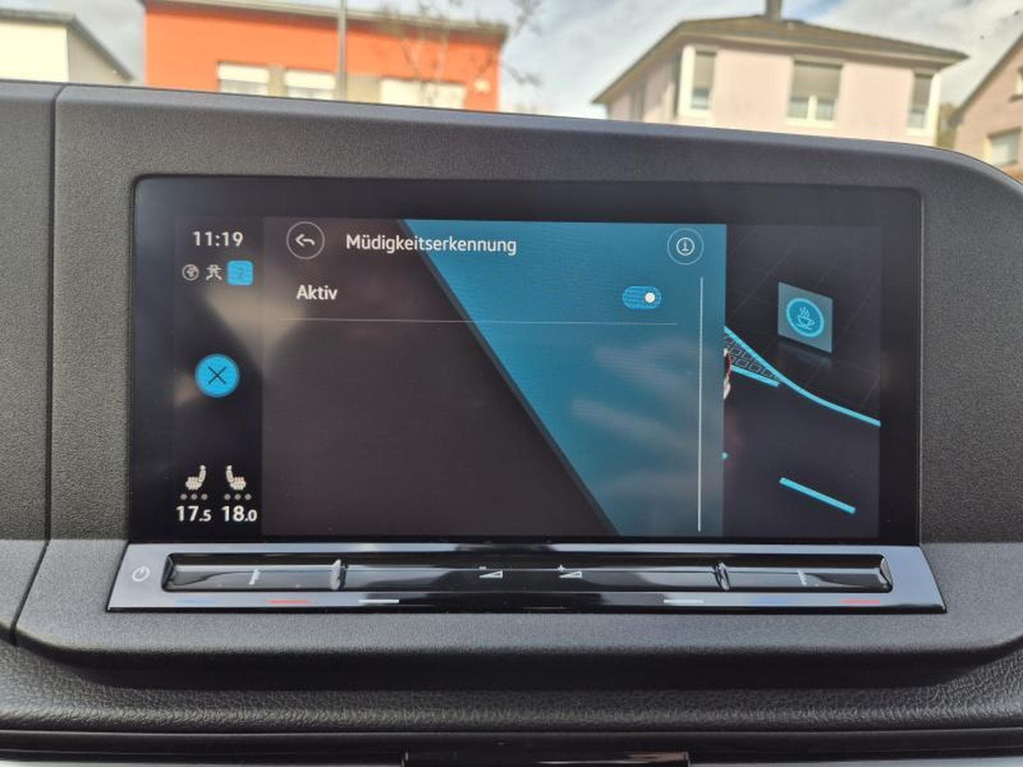 VW Caddy Life 2.0 tdi DSG (2022) - Foto 13