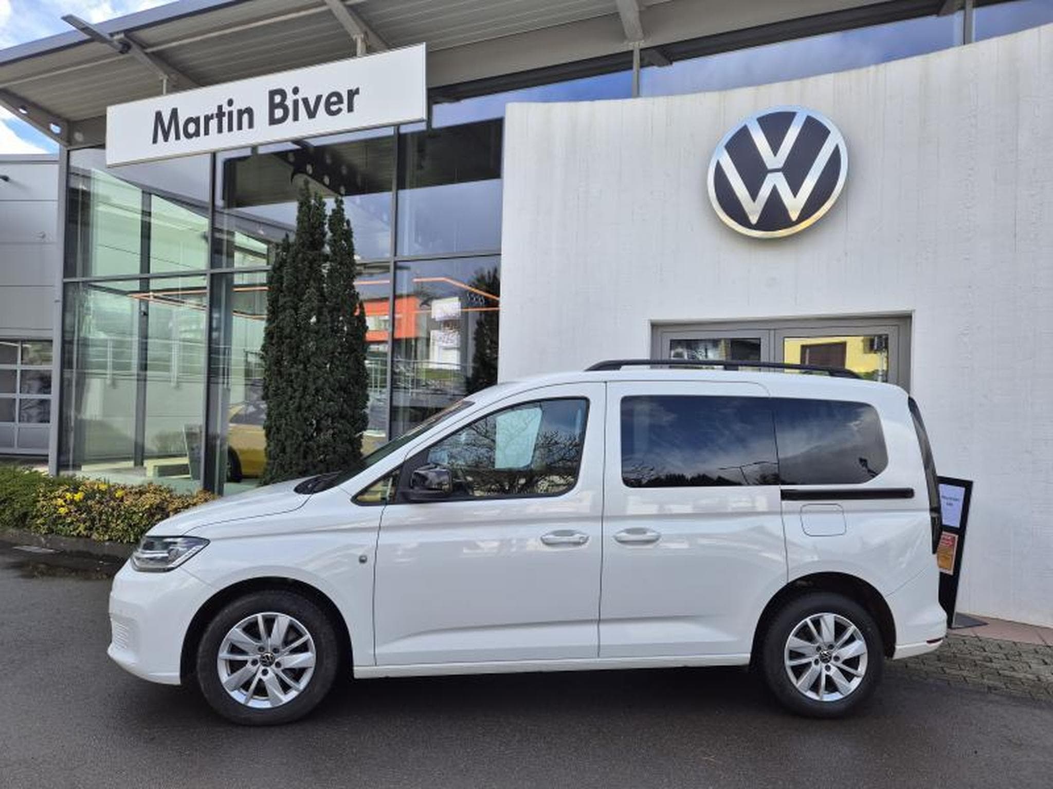 VW Caddy Life 2.0 tdi DSG (2022) - Foto 4