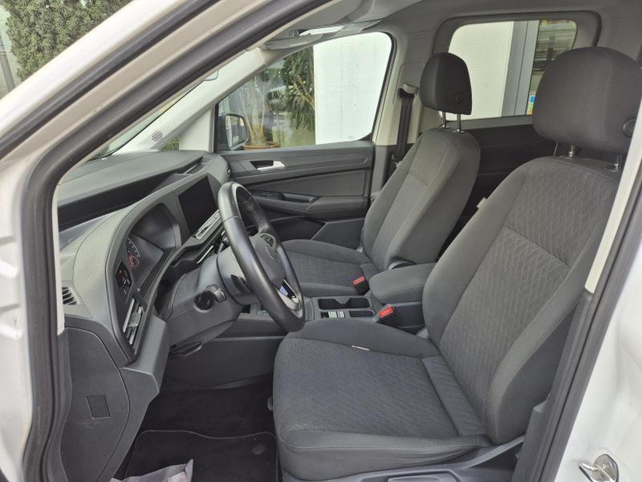 VW Caddy Life 2.0 tdi DSG (2022) - Foto 7