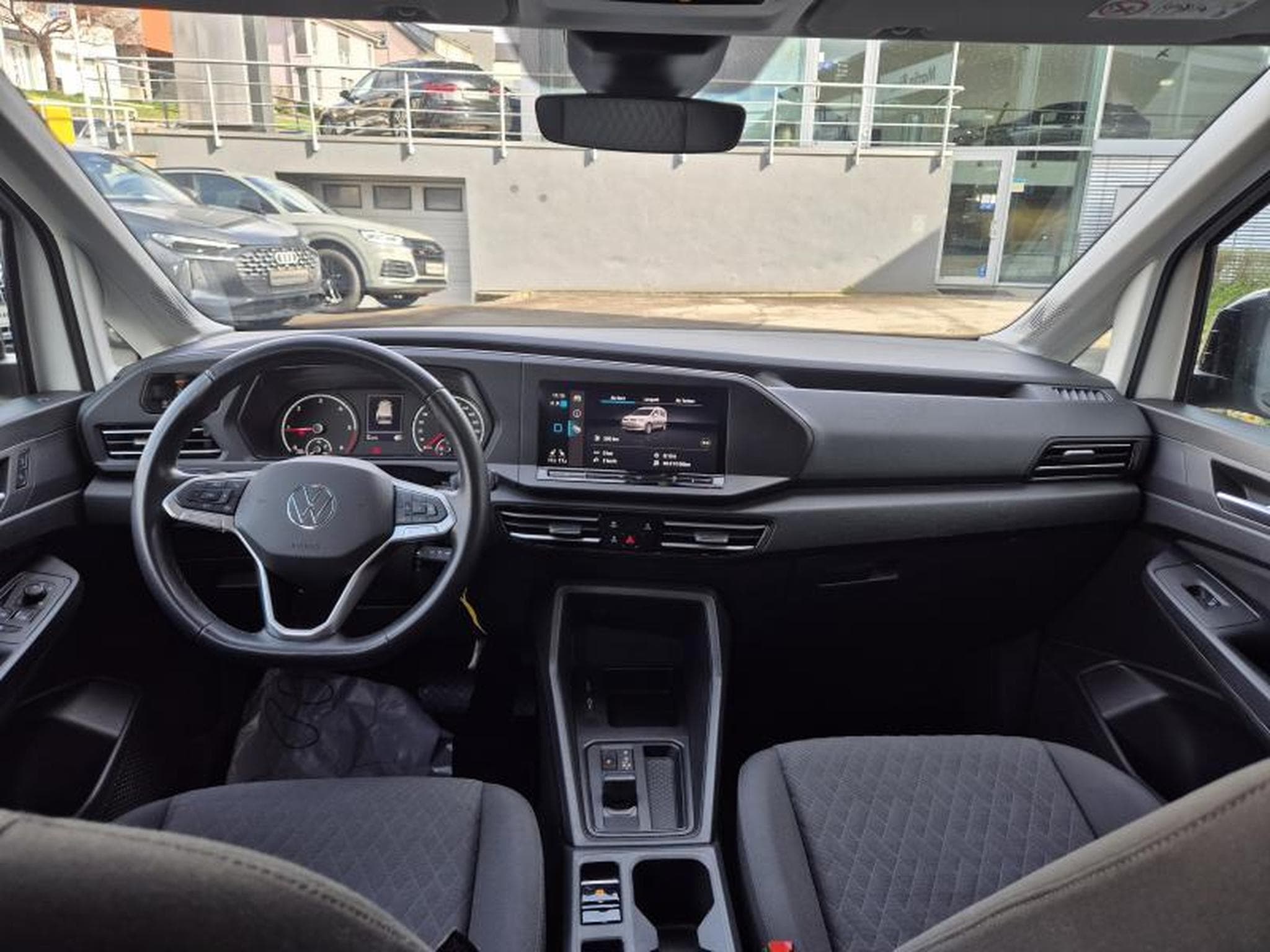 VW Caddy Life 2.0 tdi DSG (2022) - Foto 8