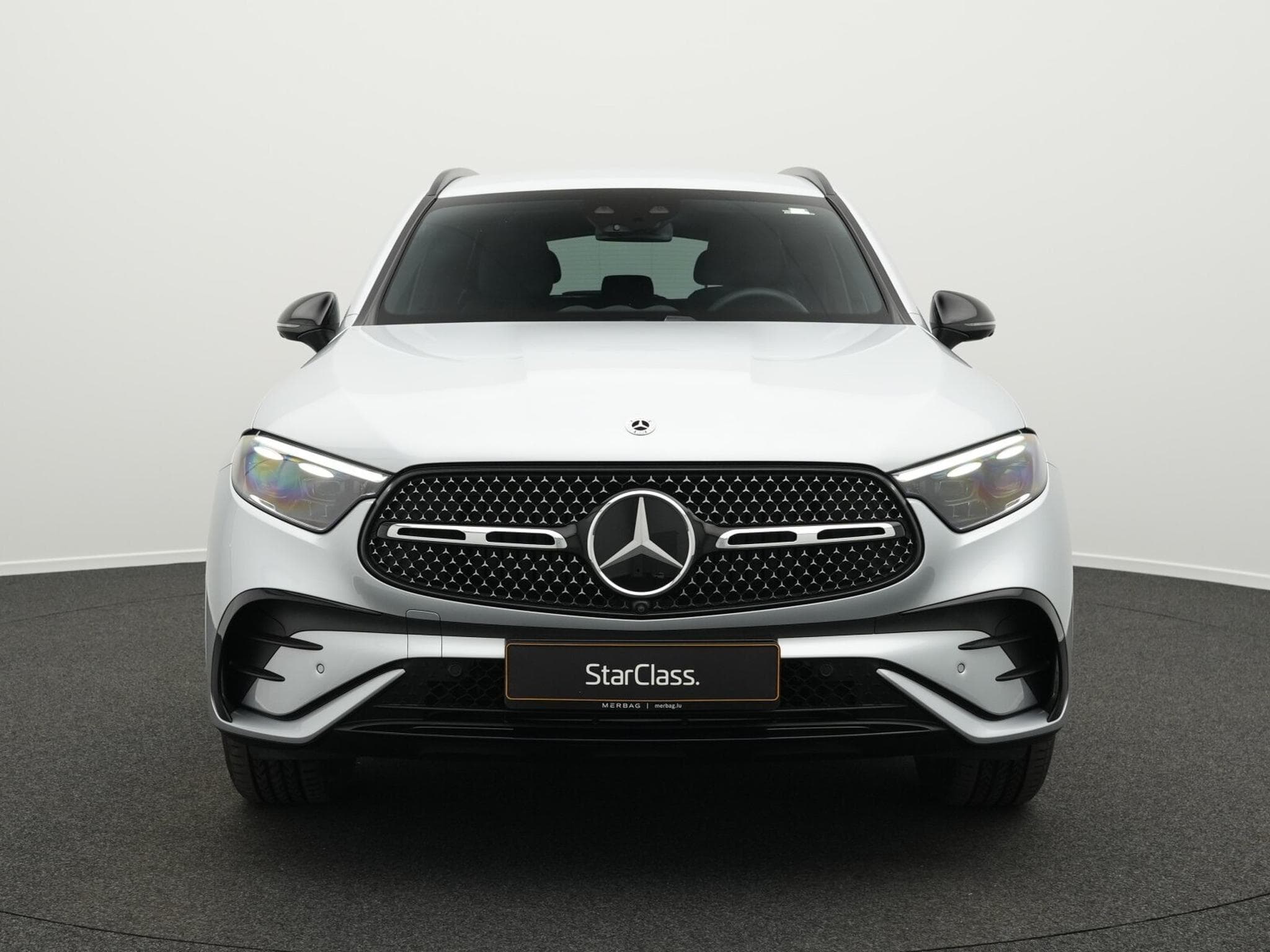 Mercedes GLC 300 d 4MATIC AMG-Line Digital+AHK+360+Memory (2024) - Photo 2