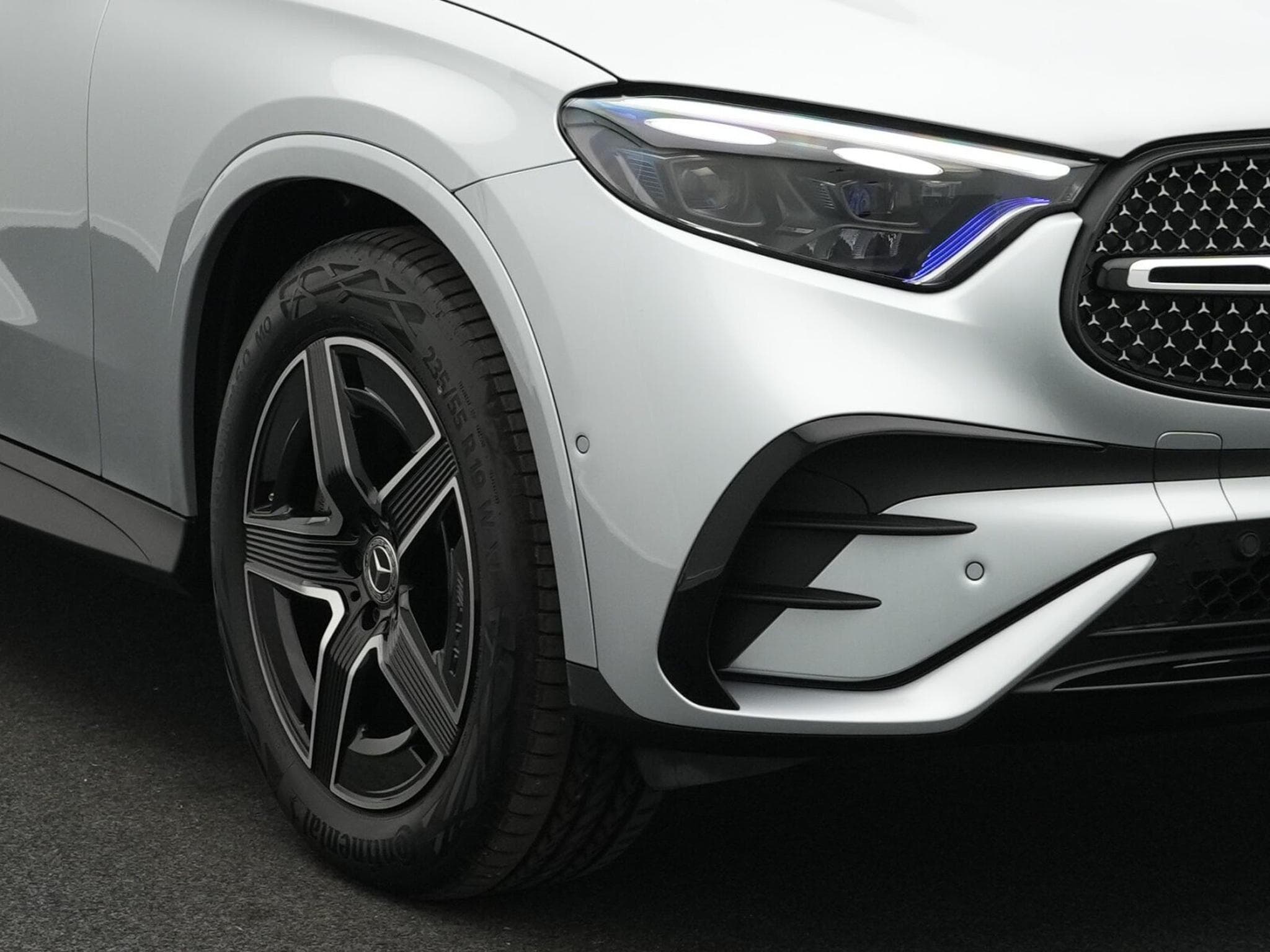 Mercedes GLC 300 d 4MATIC AMG-Line Digital+AHK+360+Memory (2024) - Photo 7