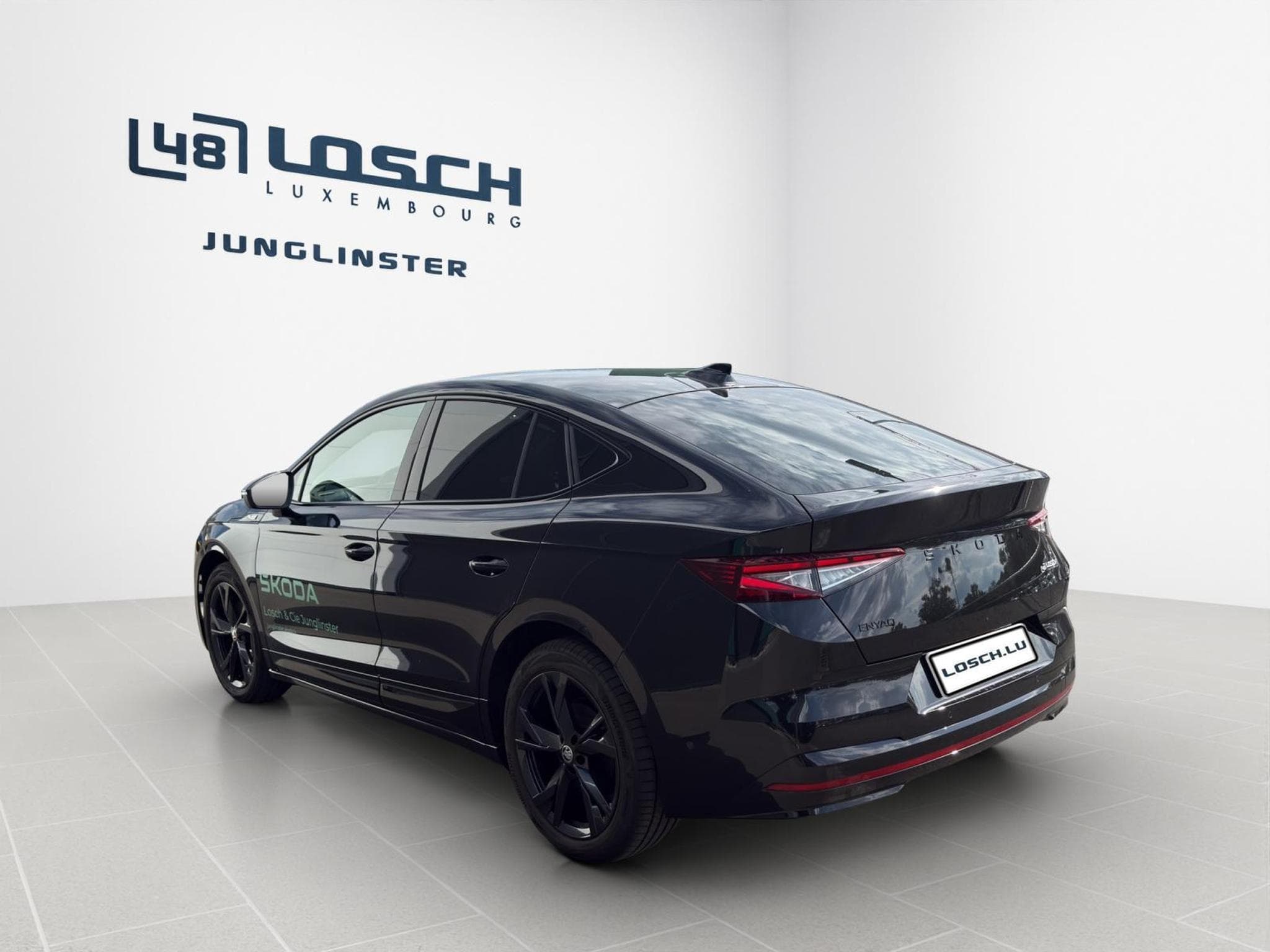 Skoda Enyaq Coupe RS 340 PS 4X4 (2026) - Photo 6
