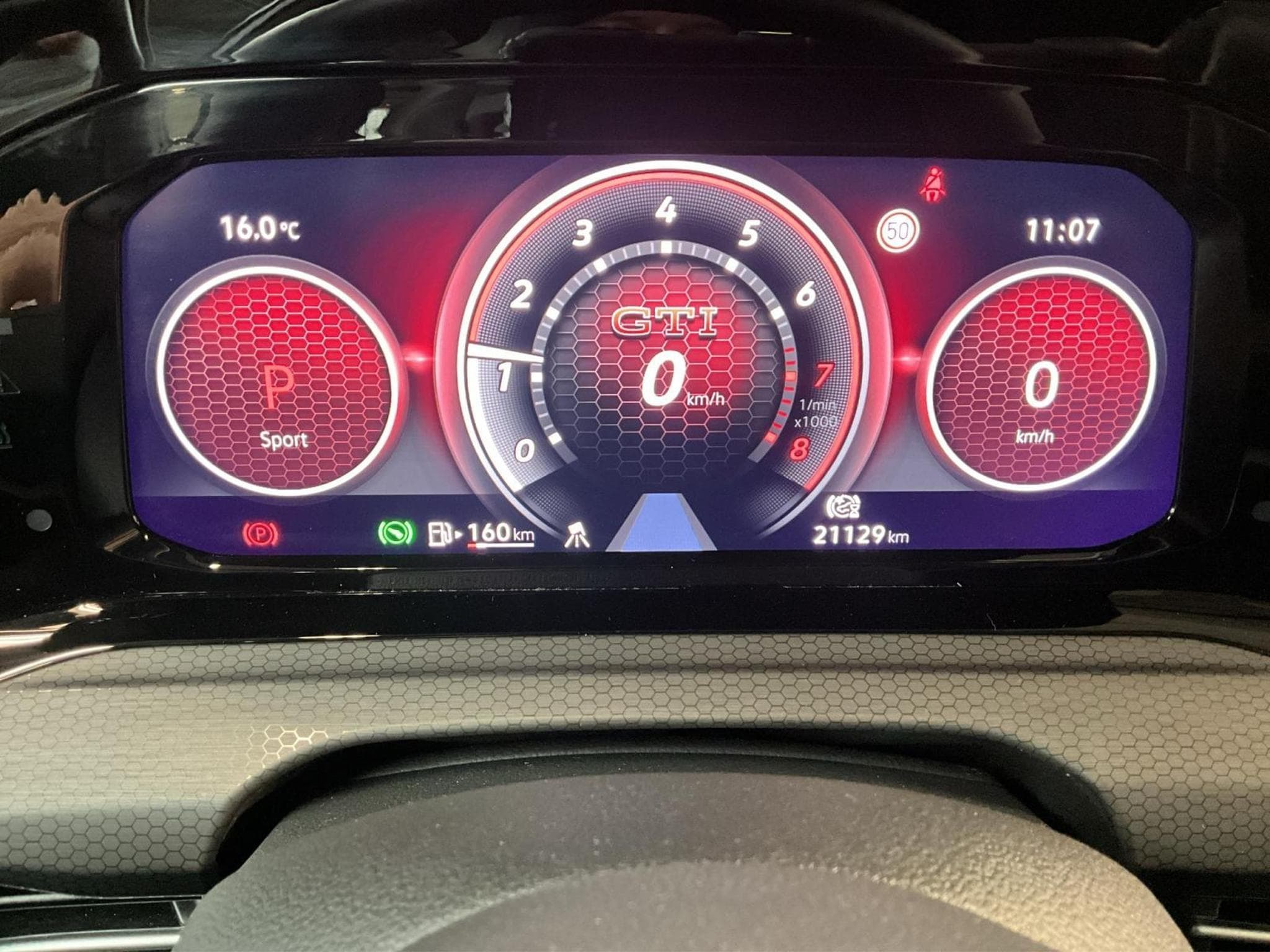 VW Golf Gti-Clubsport+DSG+P.GTI+Matrix (2024) - Foto 11