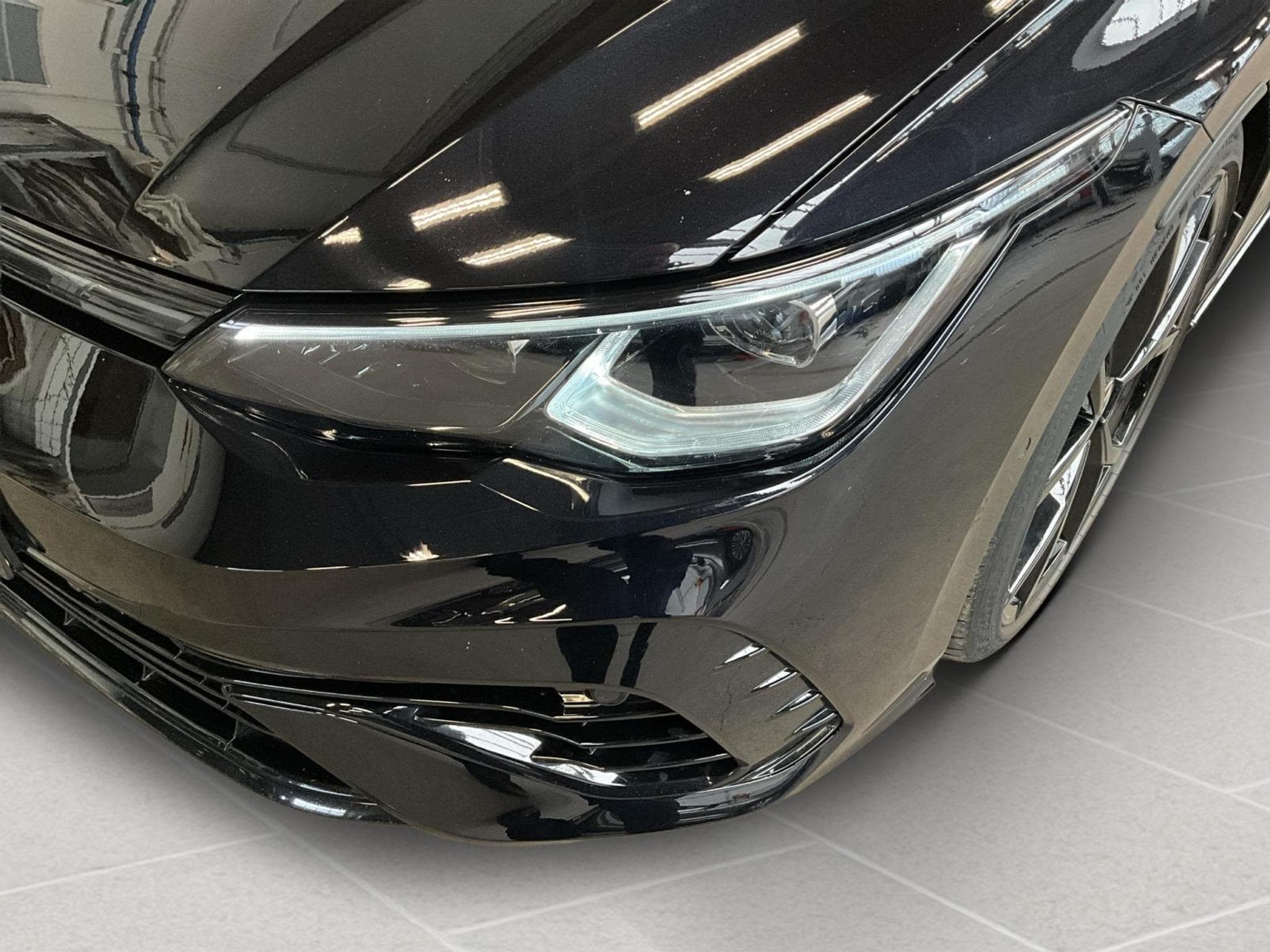 VW Golf R+DSG+4M+P.Leder+Akra+Pano (2021) - Foto 18