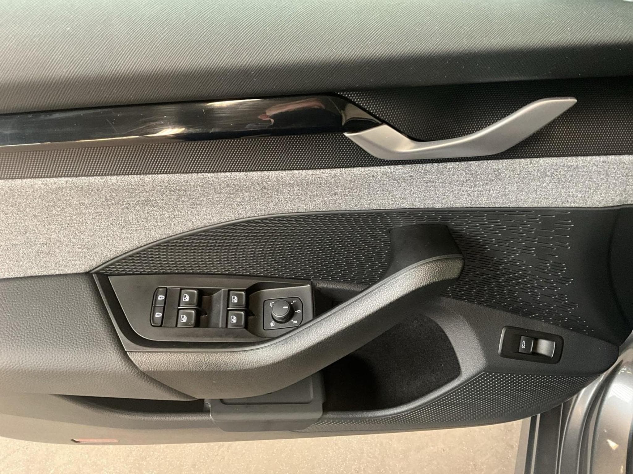 Skoda Octavia Selection+DSG+Led+Navi (2025) - Foto 15