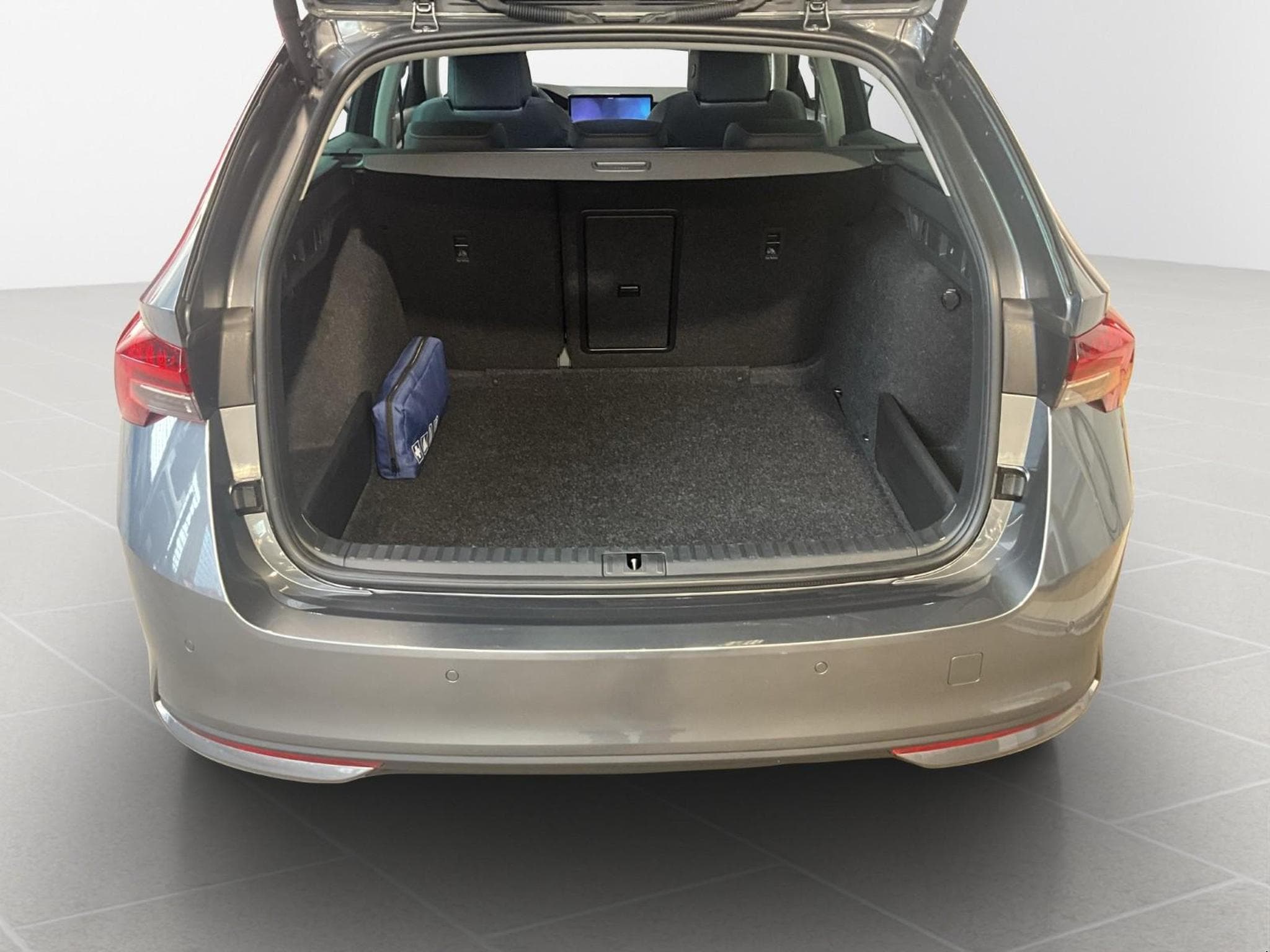 Skoda Octavia Selection+DSG+Led+Navi (2025) - Foto 20