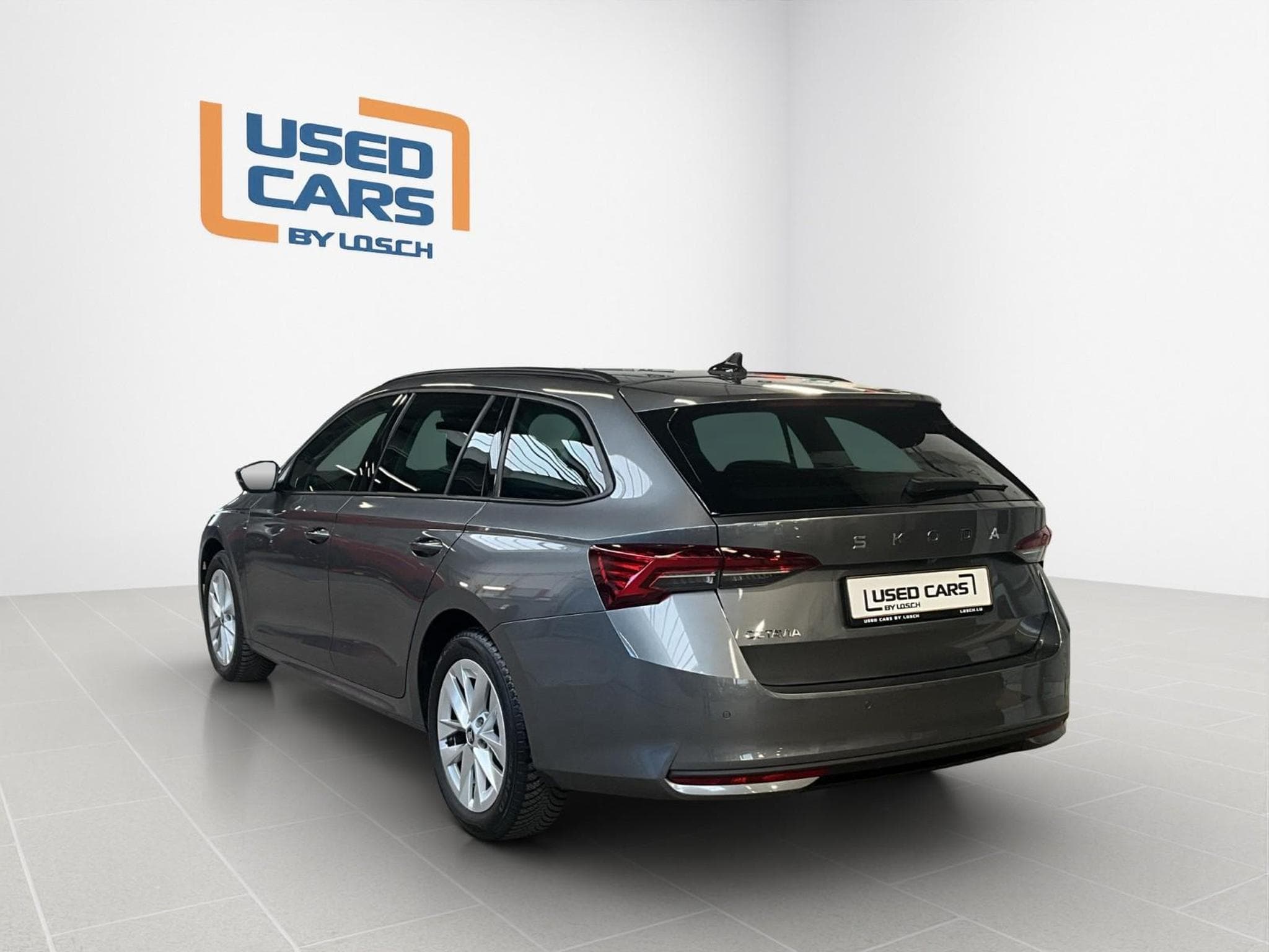 Skoda Octavia Selection+DSG+Led+Navi (2025) - Foto 6