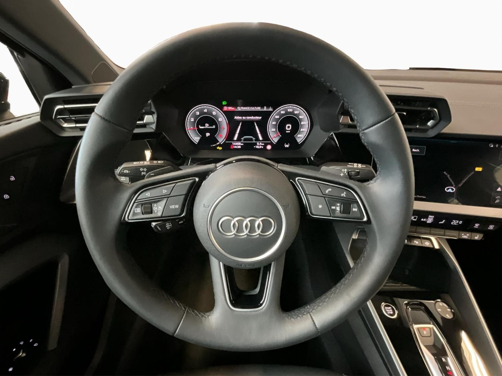 Audi A3 SB+Advanced+S-Tronic+30TFSI (2025) - Photo 10