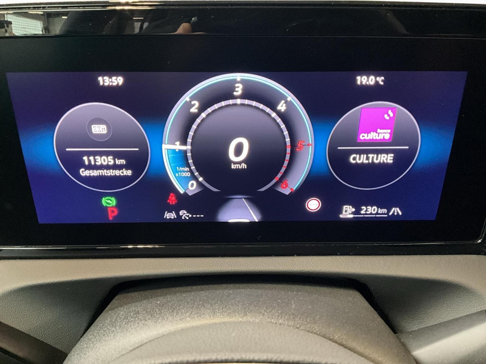 VW Tiguan Life+DSG+P.Design+P.Confort (2025) - Foto 11