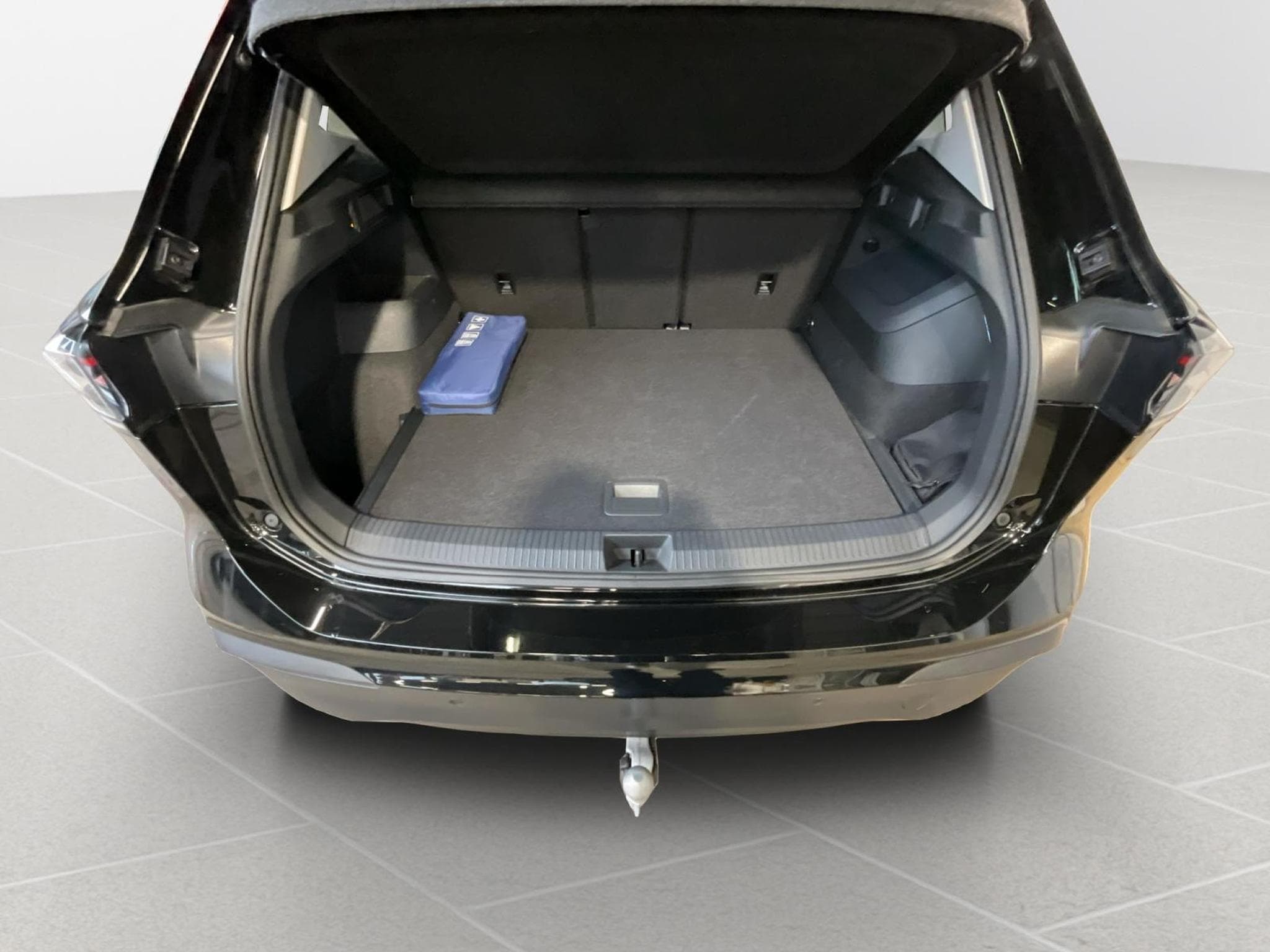 VW Tiguan Life+DSG+P.Design+P.Confort (2025) - Foto 16