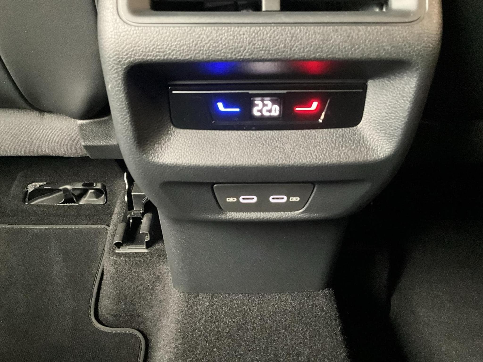 VW Tiguan Life+DSG+P.Design+P.Confort (2025) - Foto 21