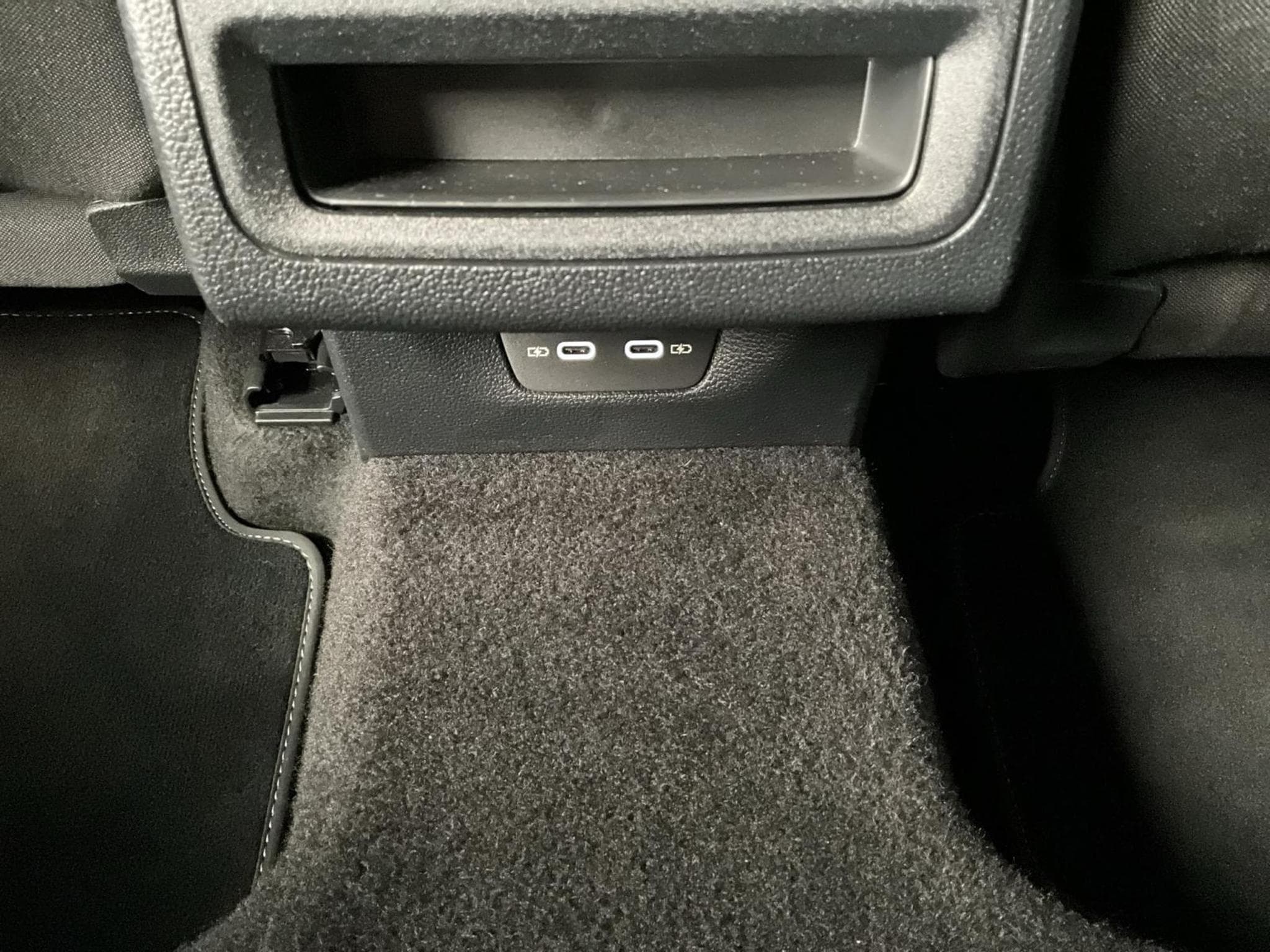 VW Golf Life+DSG+Led+Navi+digi+ (2025) - Photo 20