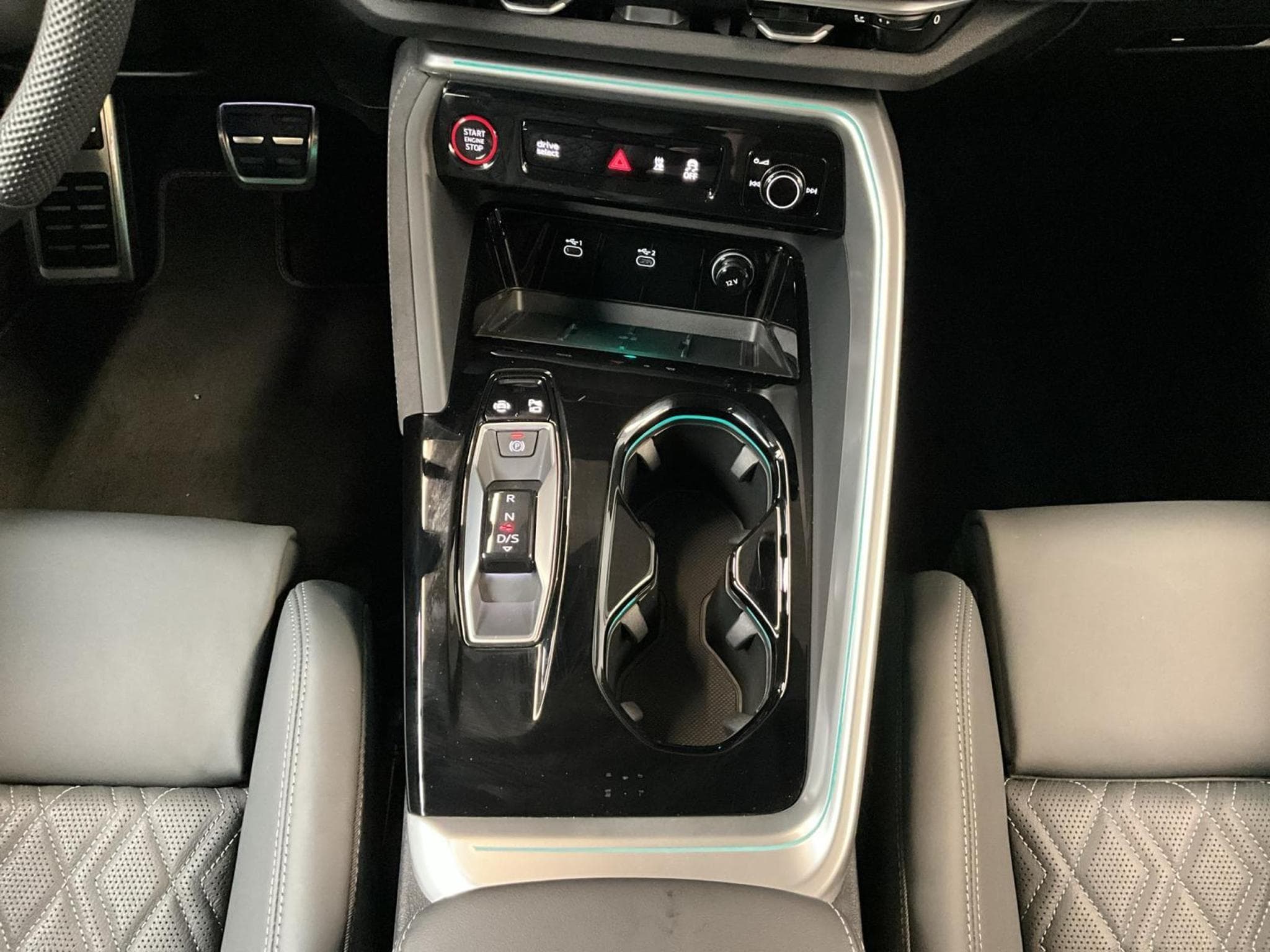 Audi SQ5 SB+S-Tronic+Quattro+P.Premium (2025) - Photo 12