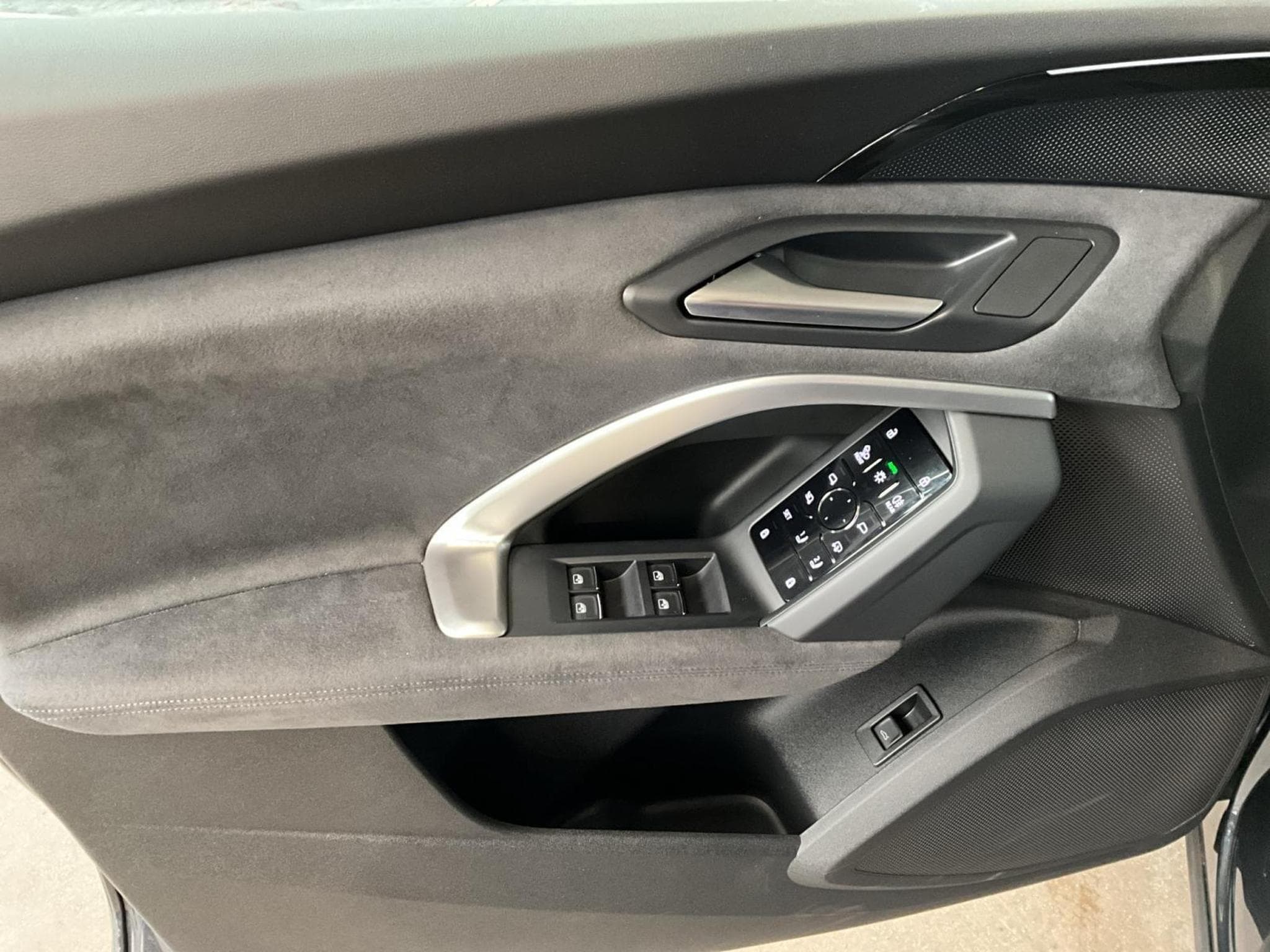 Audi SQ5 SB+S-Tronic+Quattro+P.Premium (2025) - Photo 14