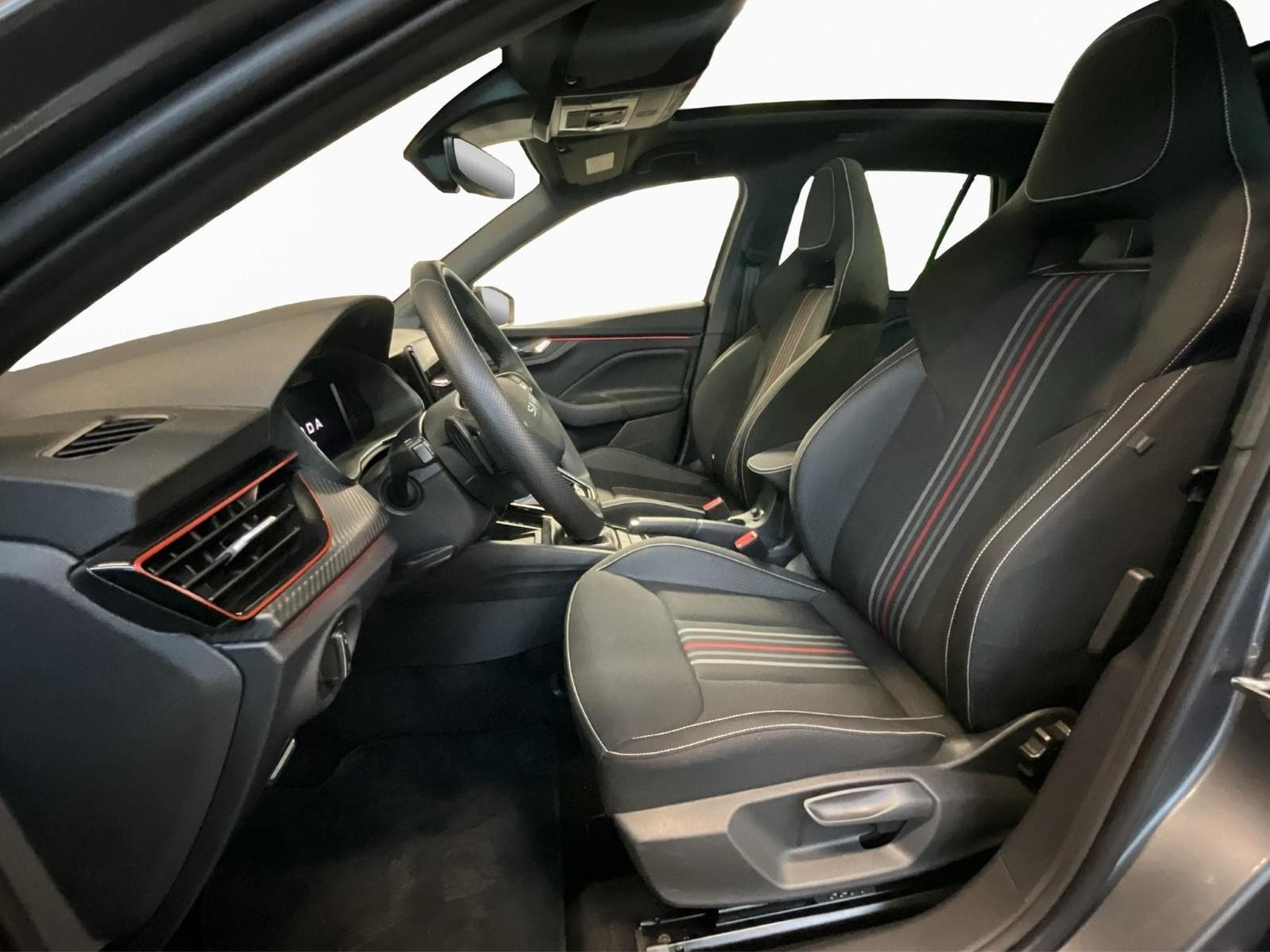 Skoda Scala Monte-Carlo+DSG+Pano+LED (2025) - Foto 9