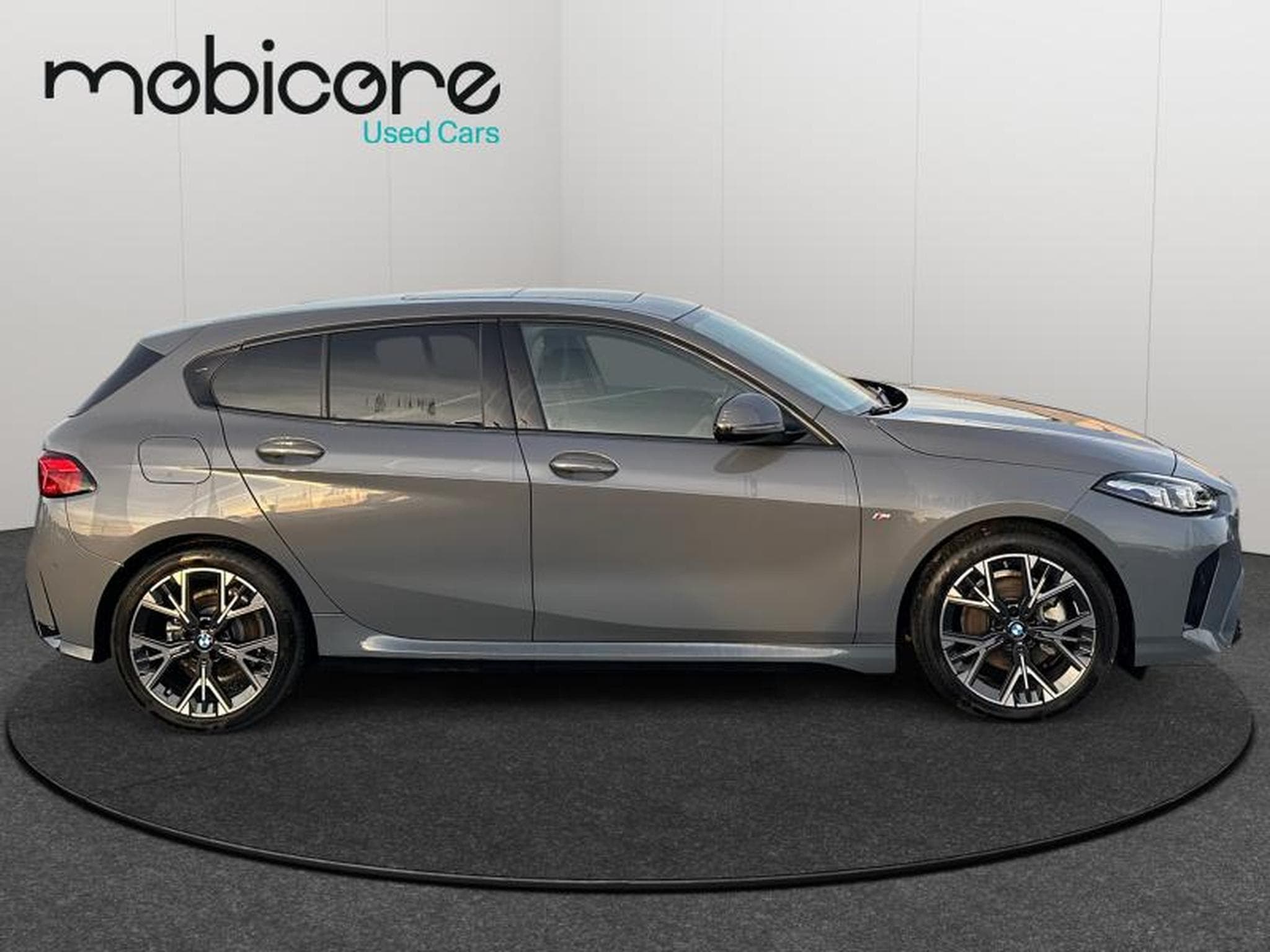 BMW 120 I Pack M / Panoramique / Essence (2025) - Photo 27