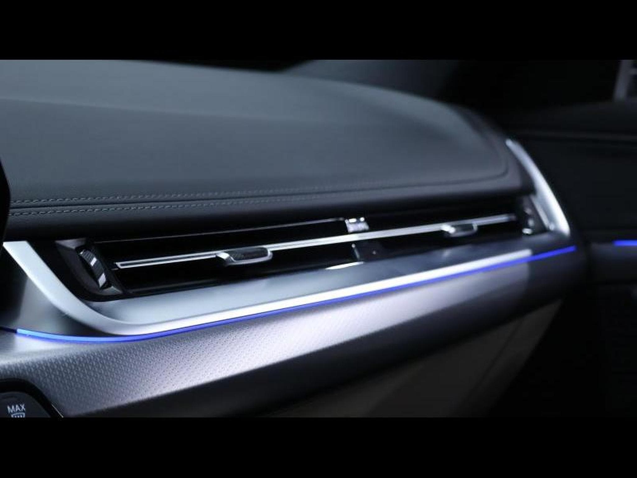 BMW X1 18i sDrive M Sport Auto (2024) - Photo 23