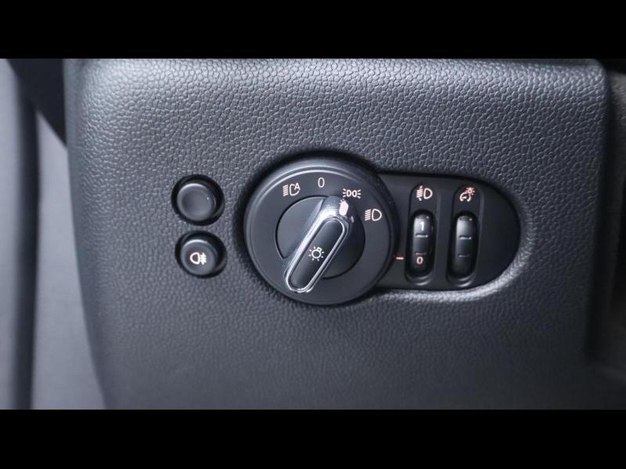 MINI Cooper 3portes Hatch Steptronic (2023) - Foto 26