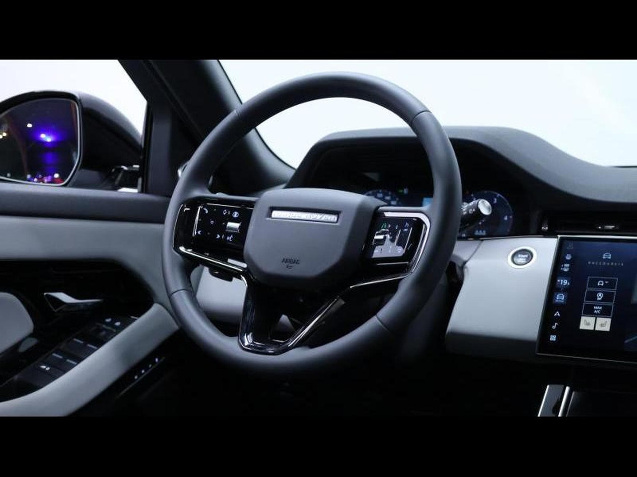 Land-Rover Range Rover Evoque D200 Dynamic SE AWD Auto (2025) - Photo 14
