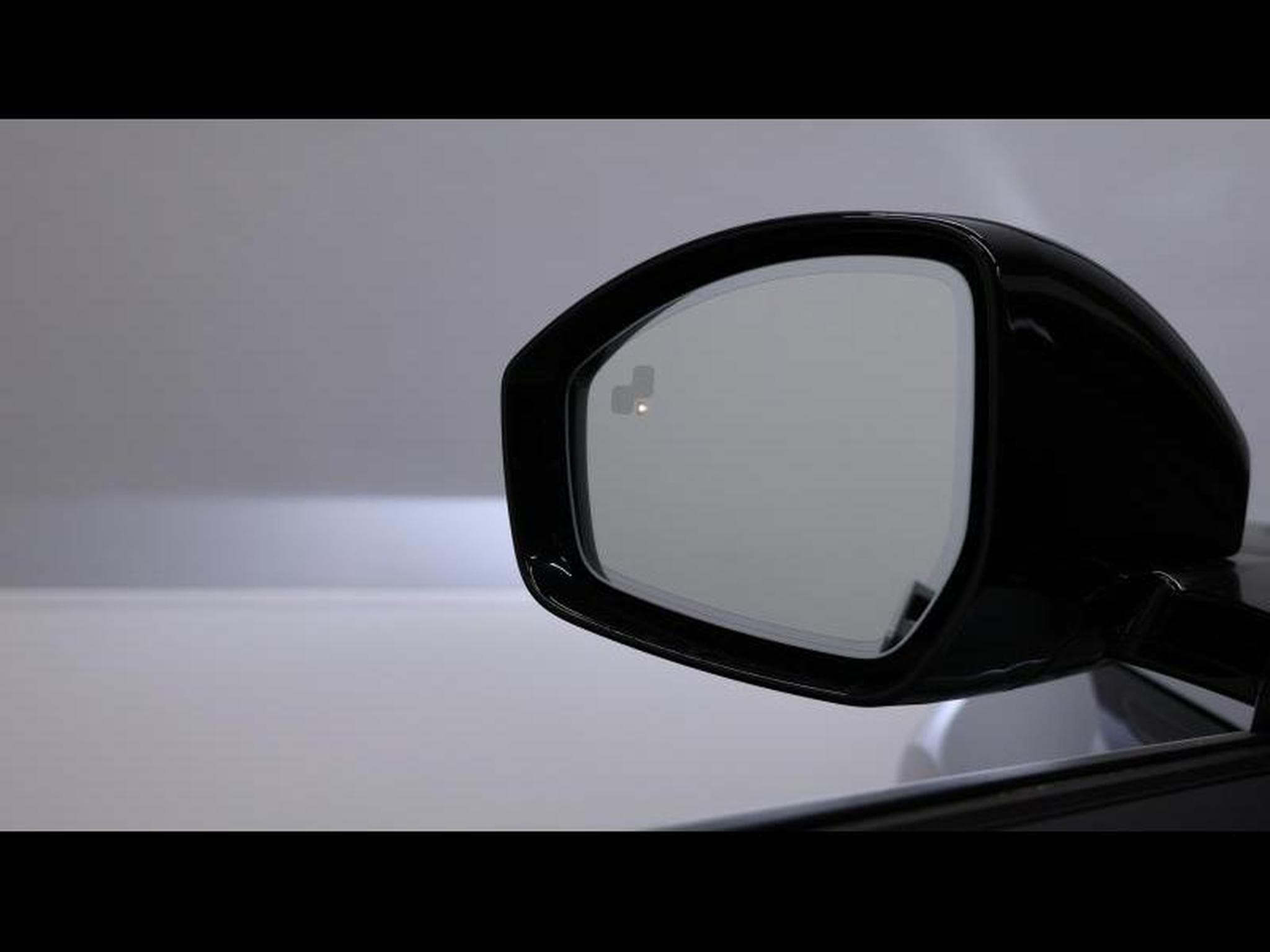 Land-Rover Range Rover Evoque D200 Dynamic SE AWD Auto (2025) - Photo 26