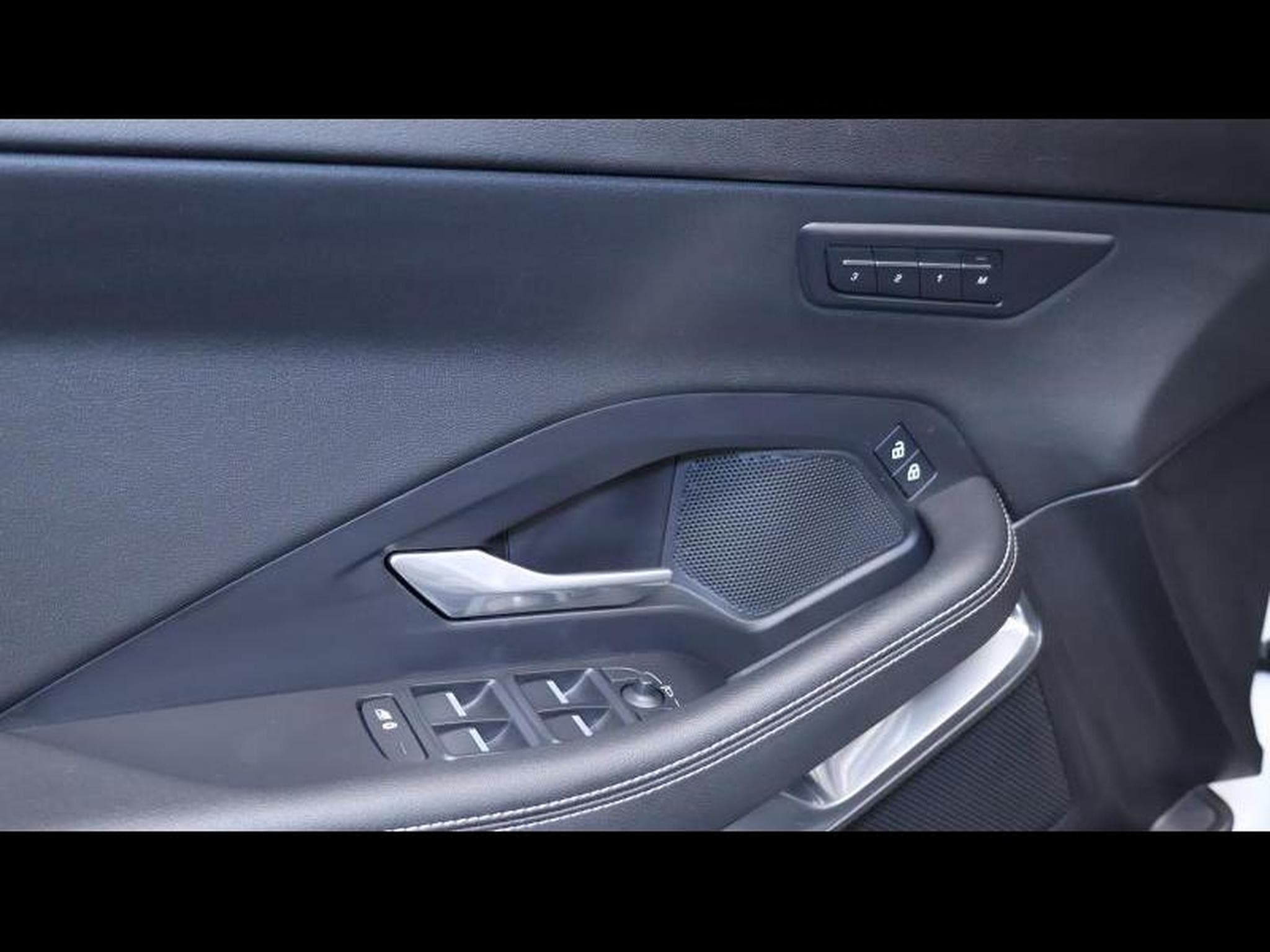 Jaguar E-Pace D165 R-Dynamic S AWD Auto (2024) - Photo 22